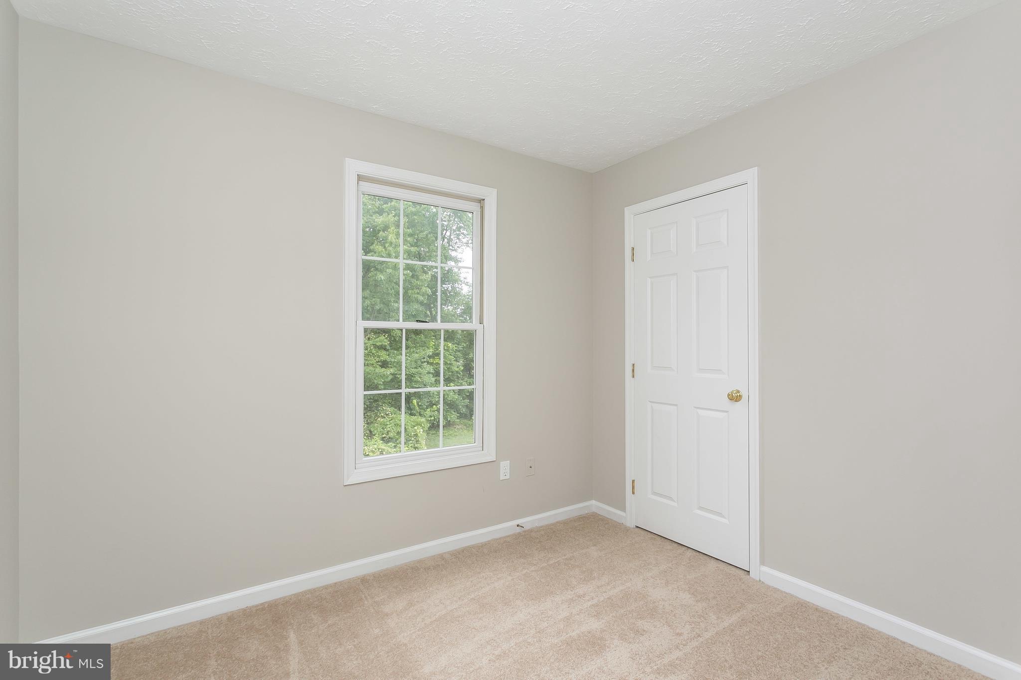 HINES ESTATES - Residential