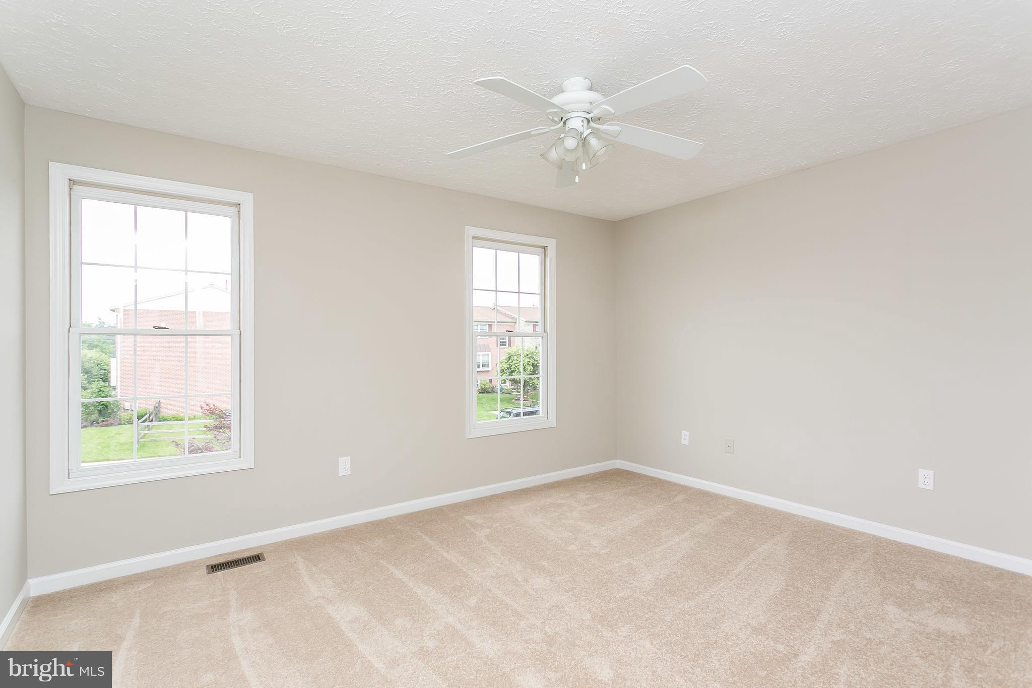 HINES ESTATES - Residential