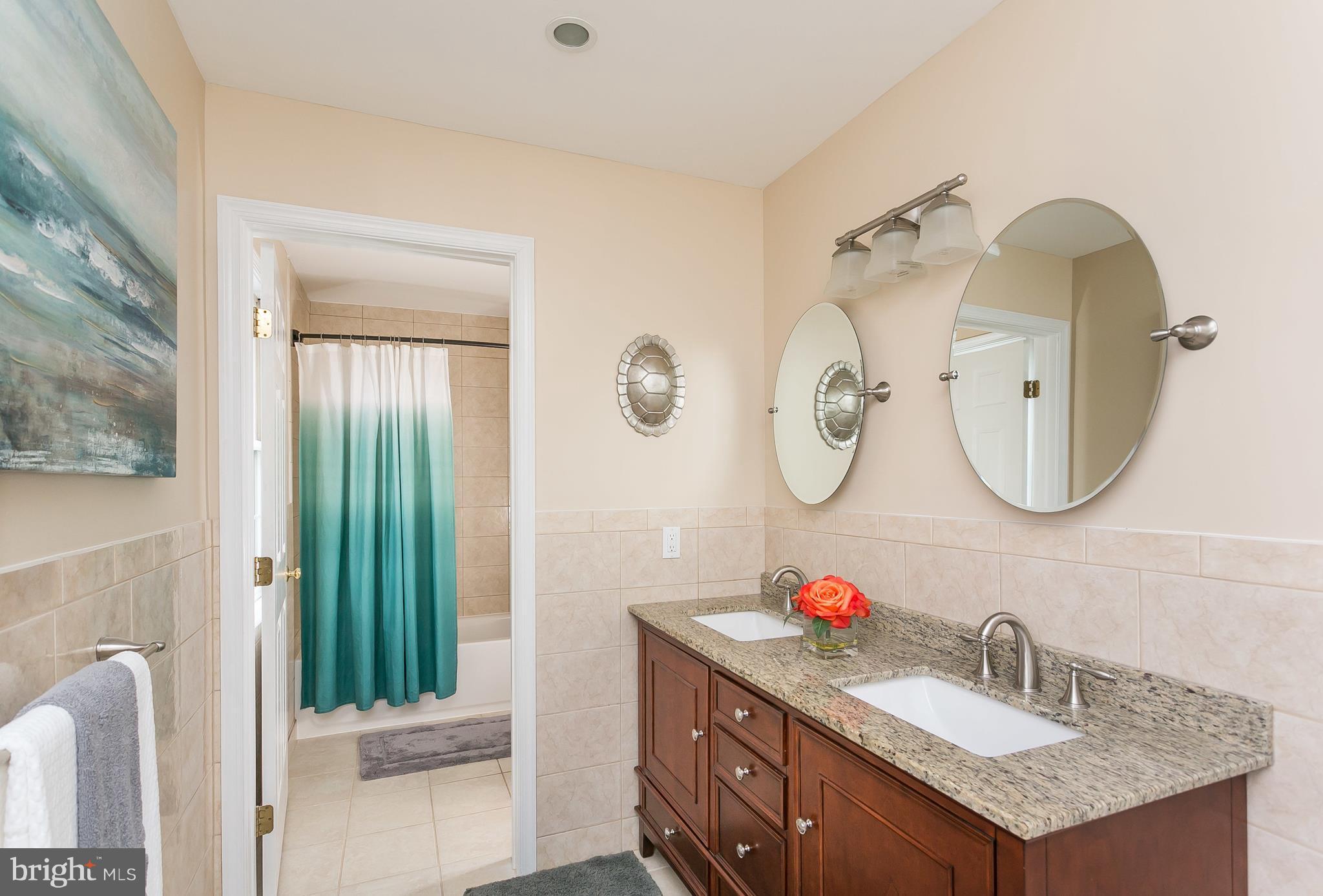 HINES ESTATES - Residential