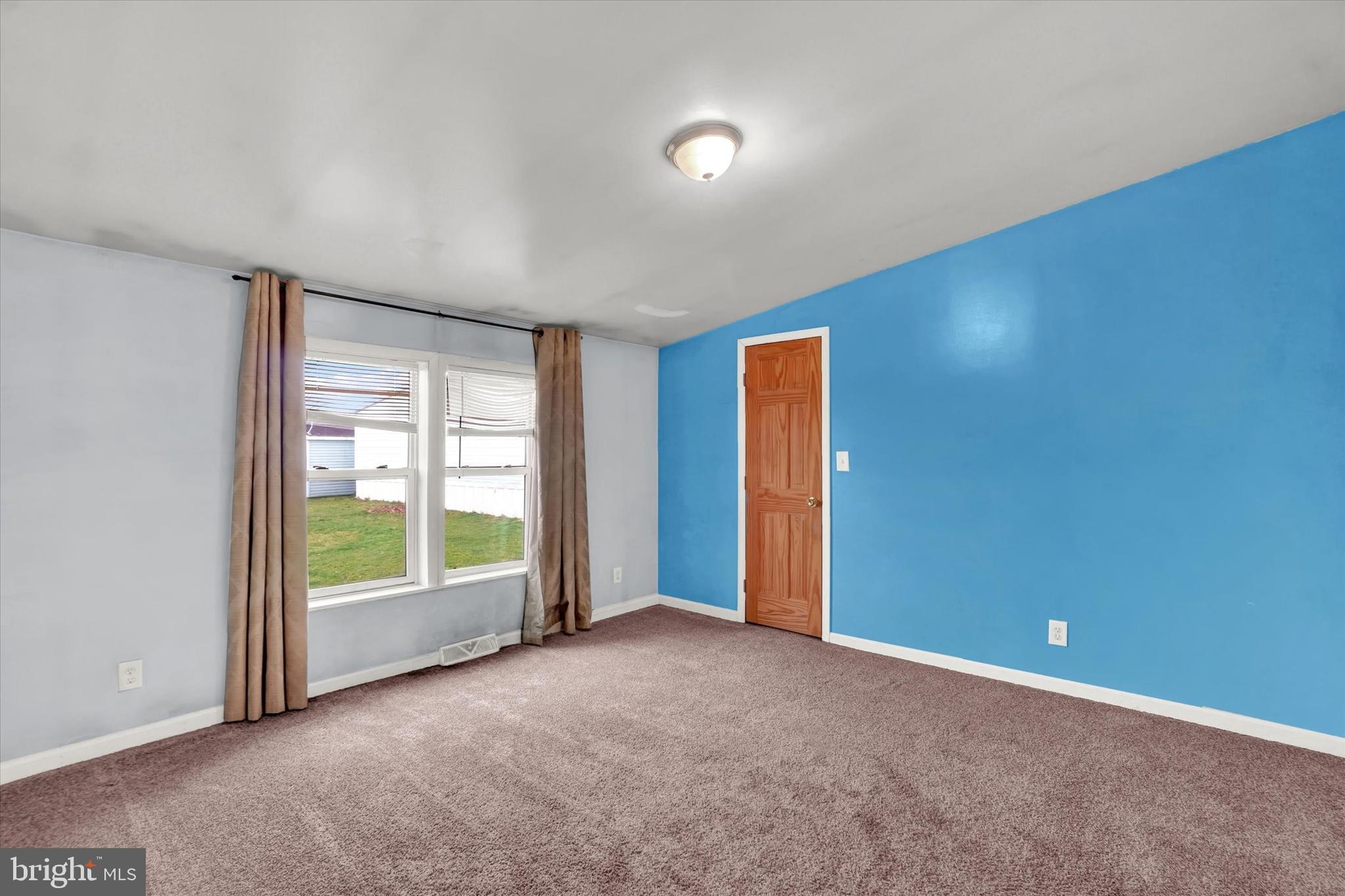 TALL OAK ESTATES - Residential