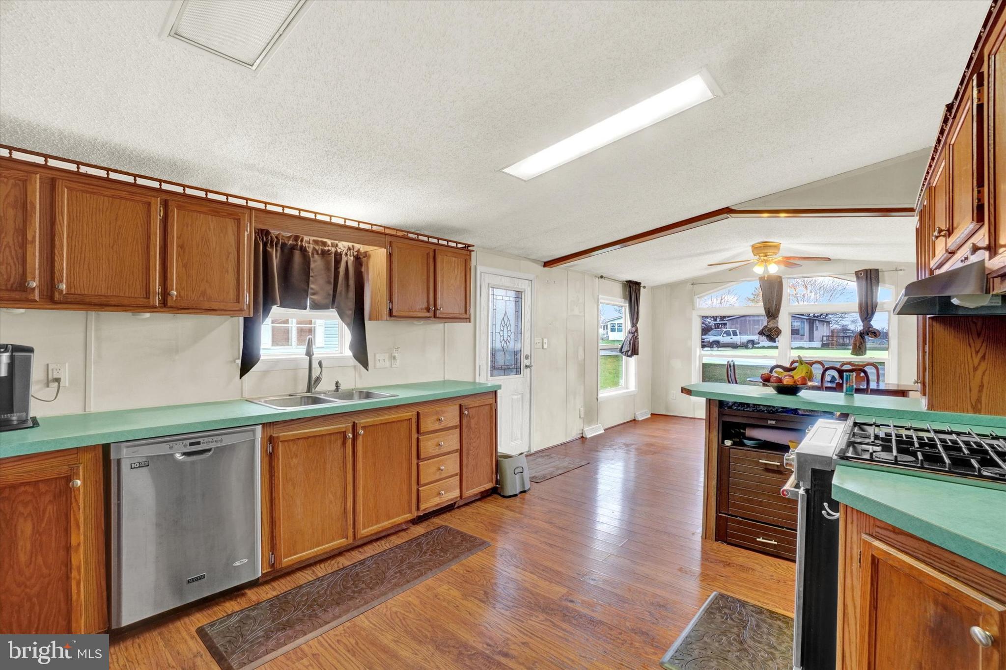 TALL OAK ESTATES - Residential