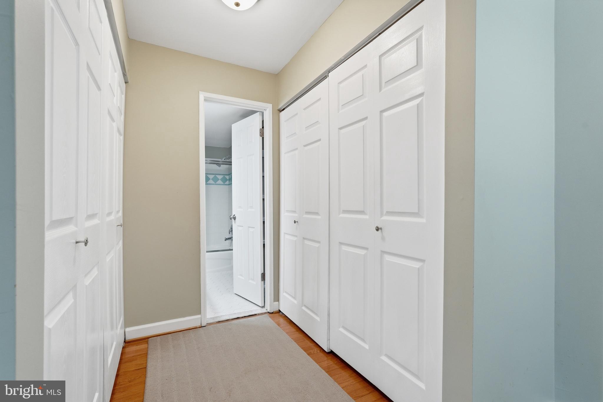 HERITAGE COURT - Residential