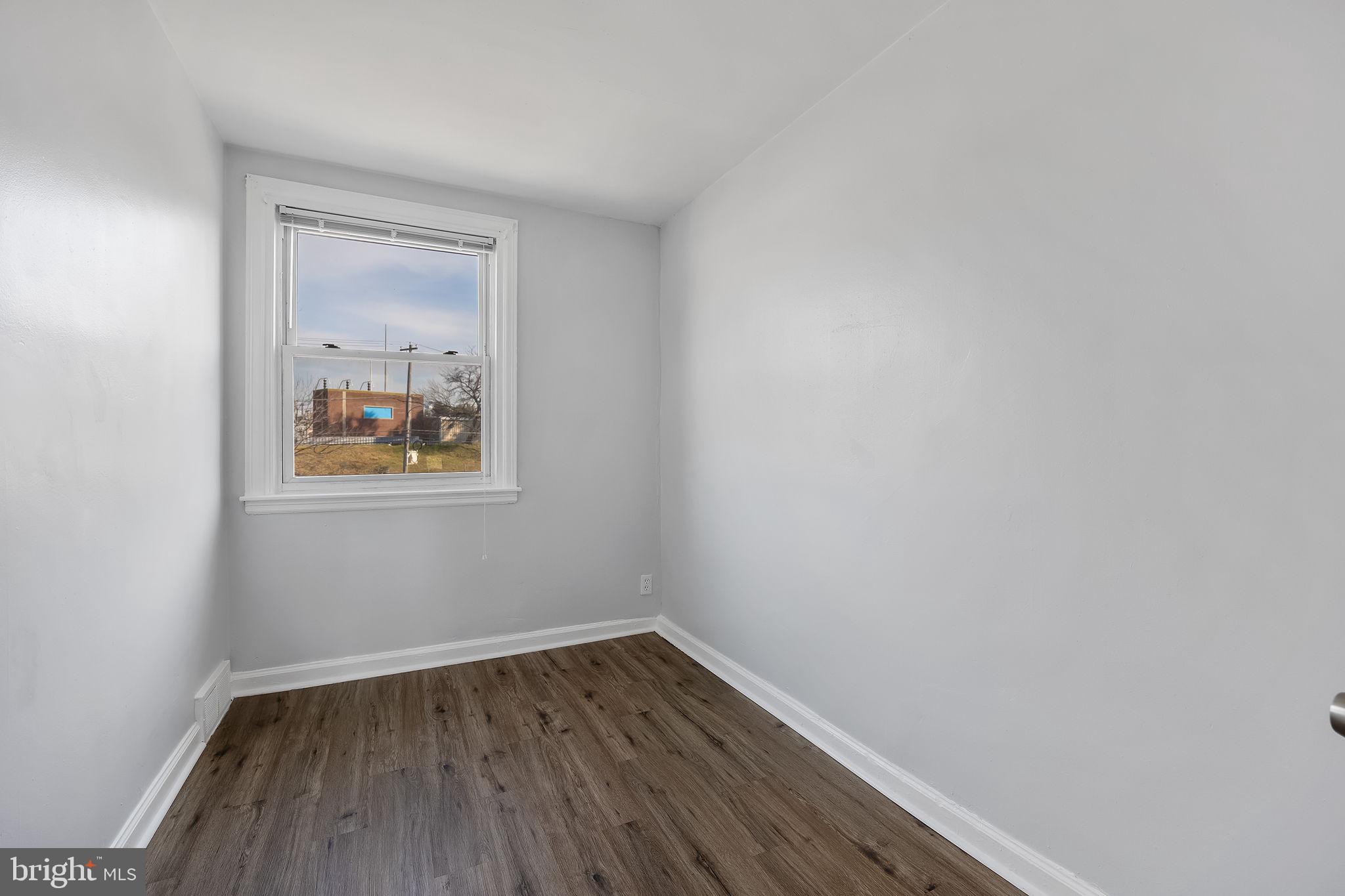 OLNEY - Residential