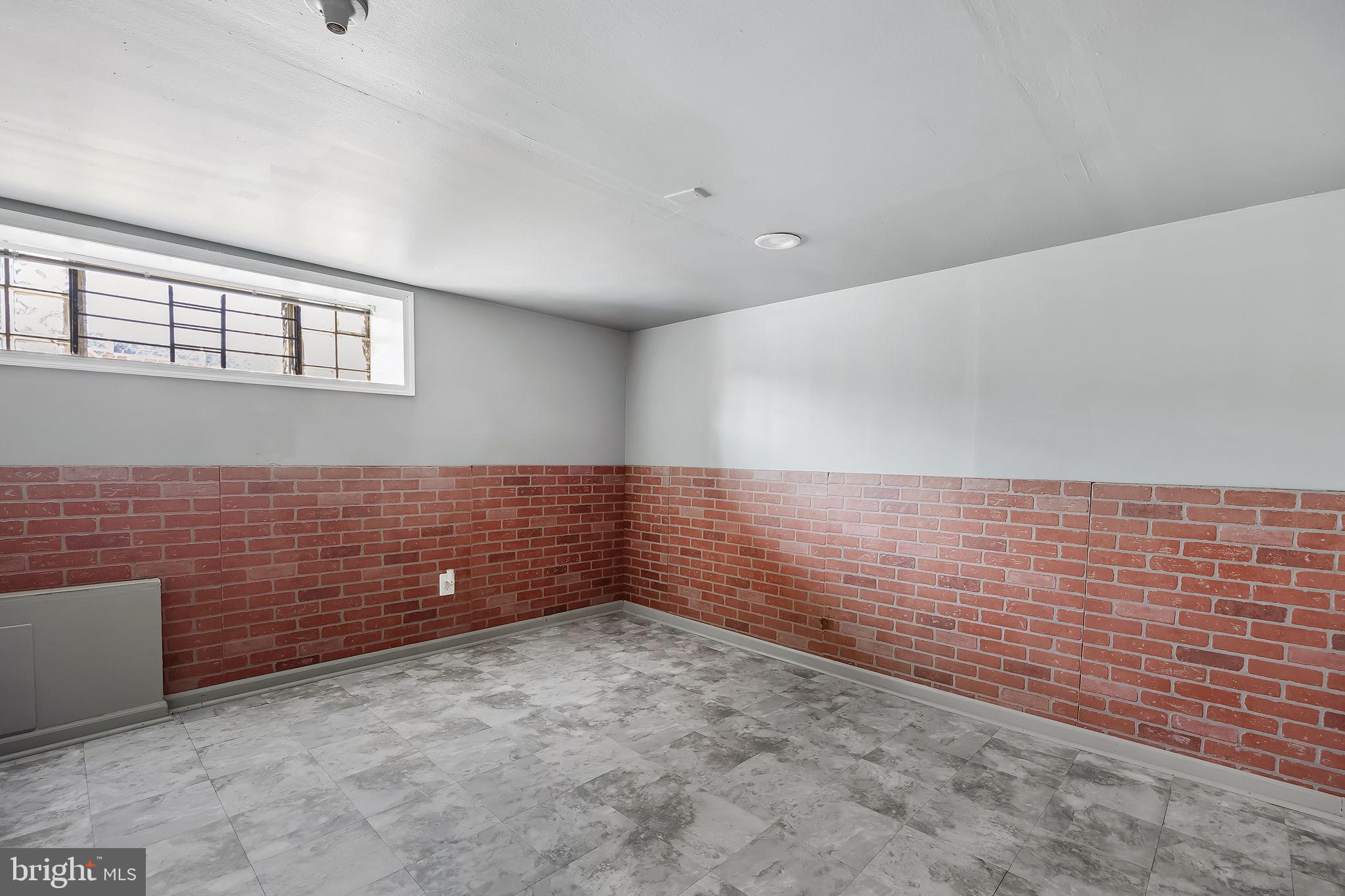 OLNEY - Residential