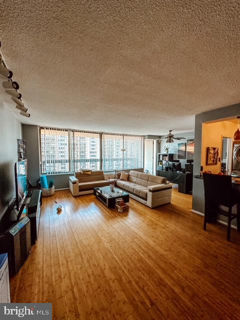 SKYLINE PLAZA - Residential Lease