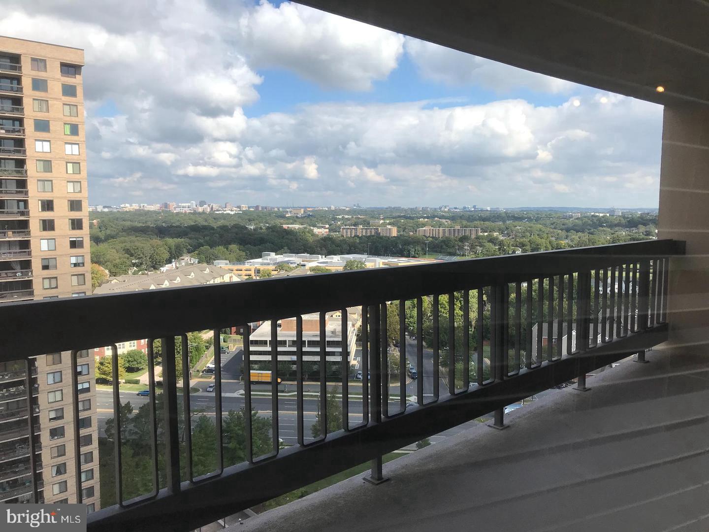 SKYLINE PLAZA - Residential Lease