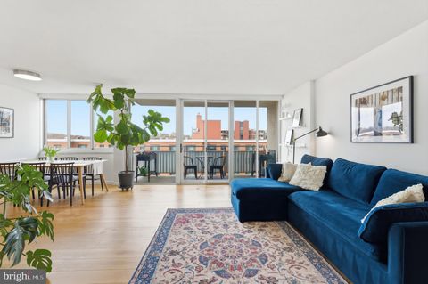 1301 S ARLINGTON RIDGE ROAD 610 ARLINGTON VA 22202