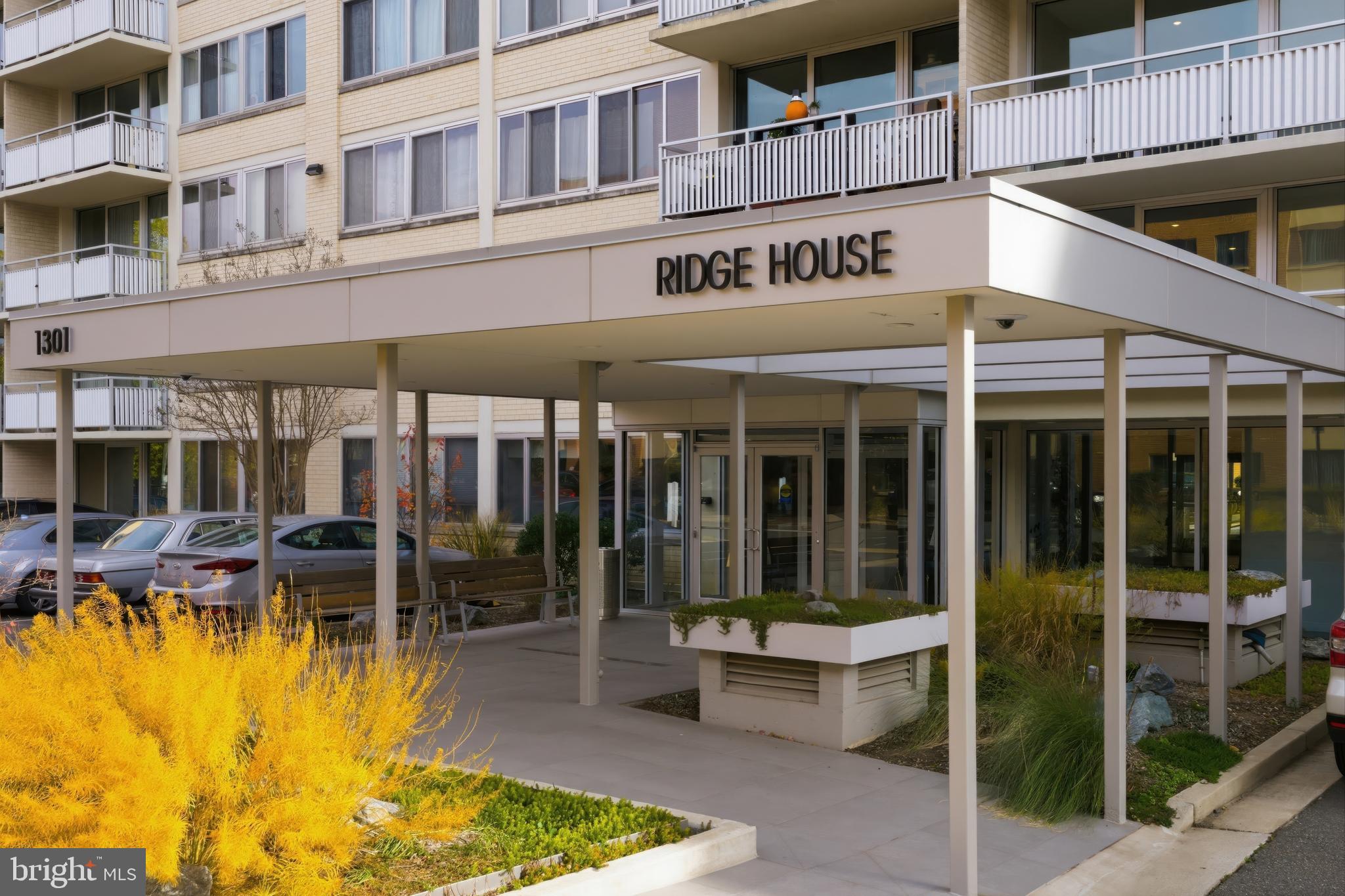 1301 S ARLINGTON RIDGE ROAD 610