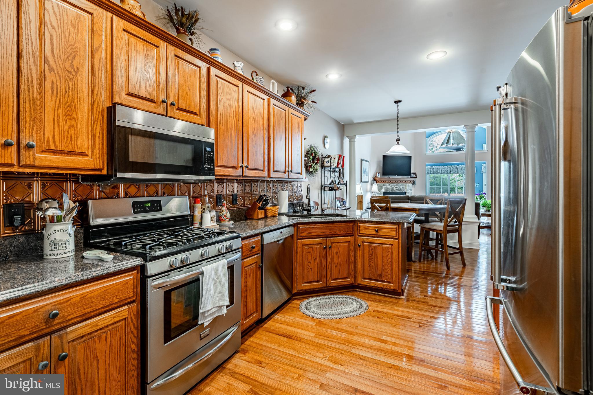 THE WOODS AT ROCK RAYMOND - Residential