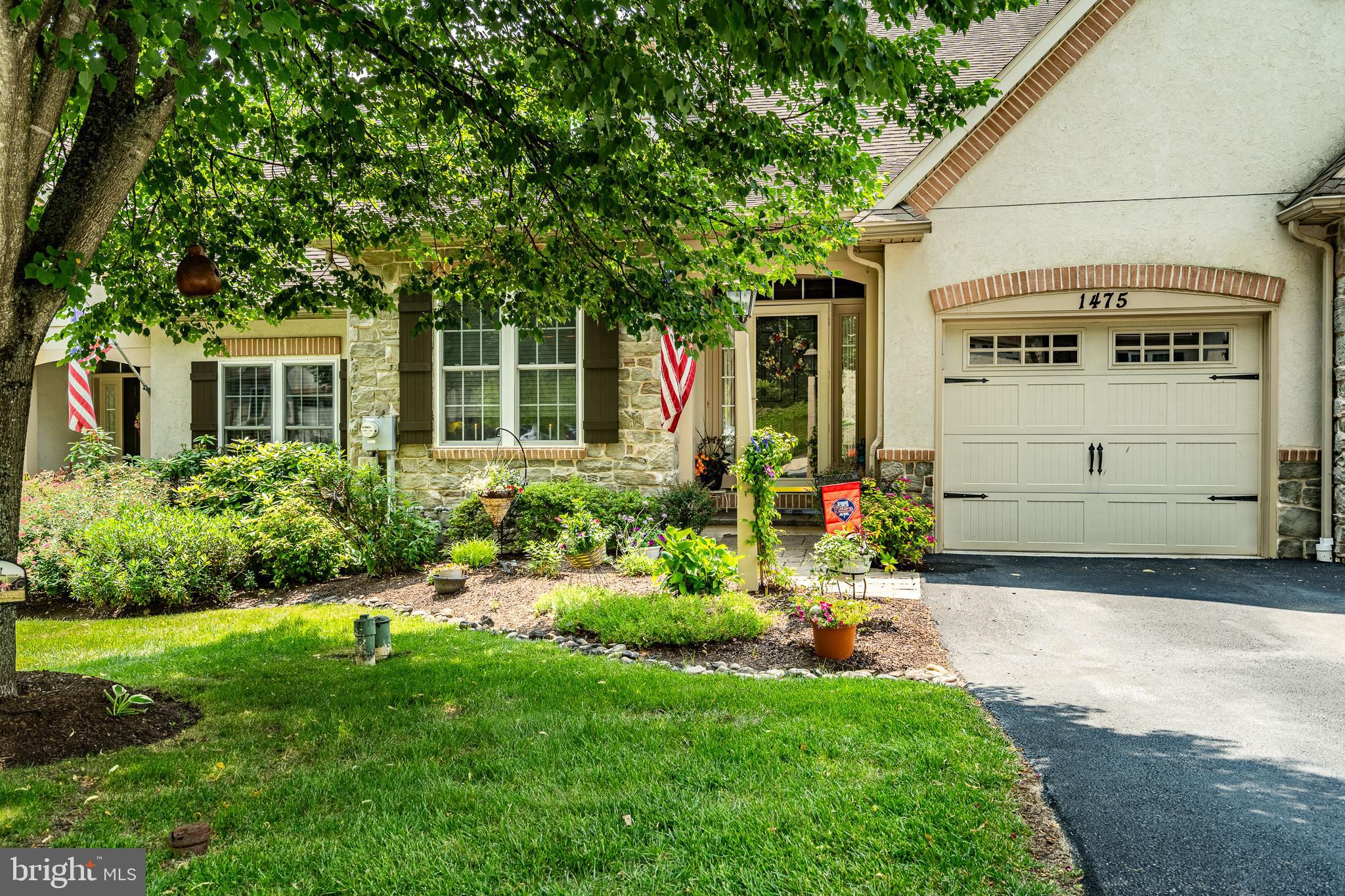 1475 N RED MAPLE DRIVE