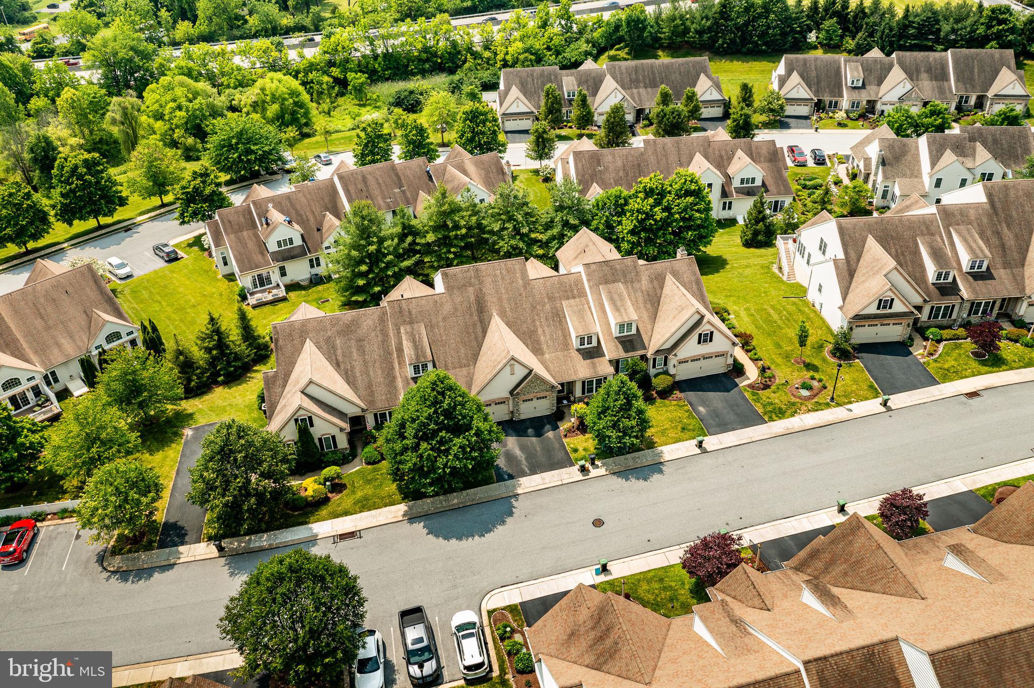 THE WOODS AT ROCK RAYMOND - Residential