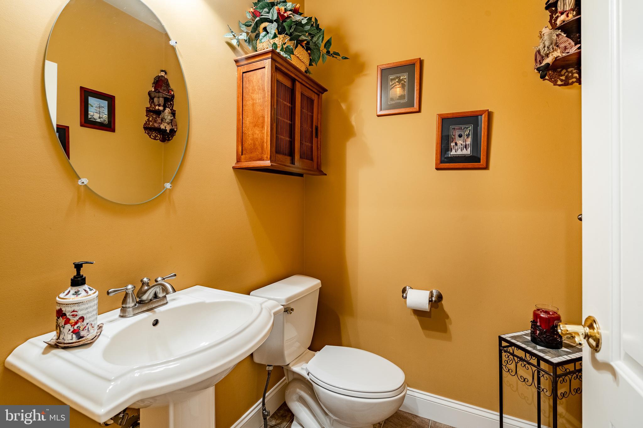 THE WOODS AT ROCK RAYMOND - Residential