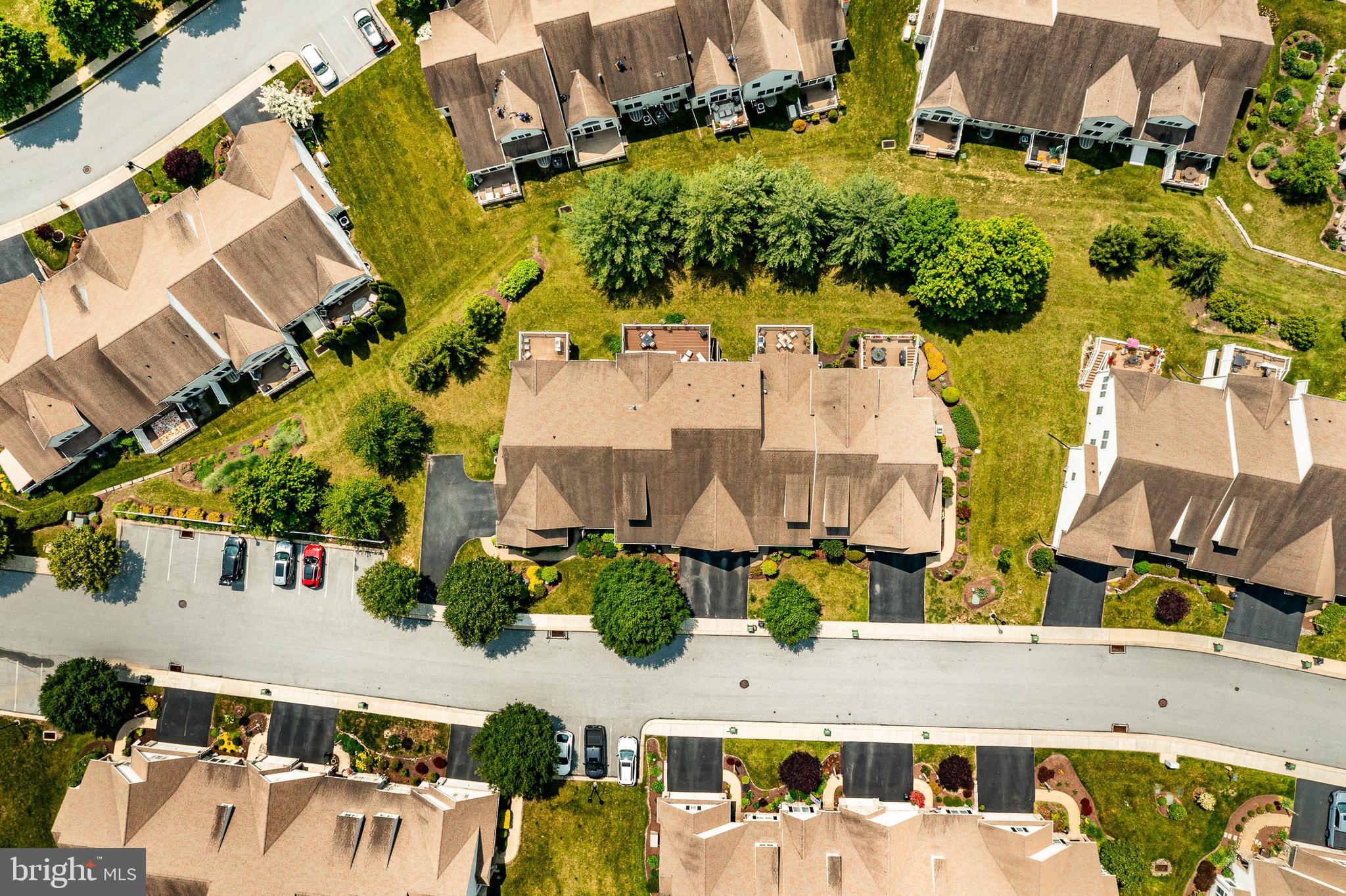 THE WOODS AT ROCK RAYMOND - Residential