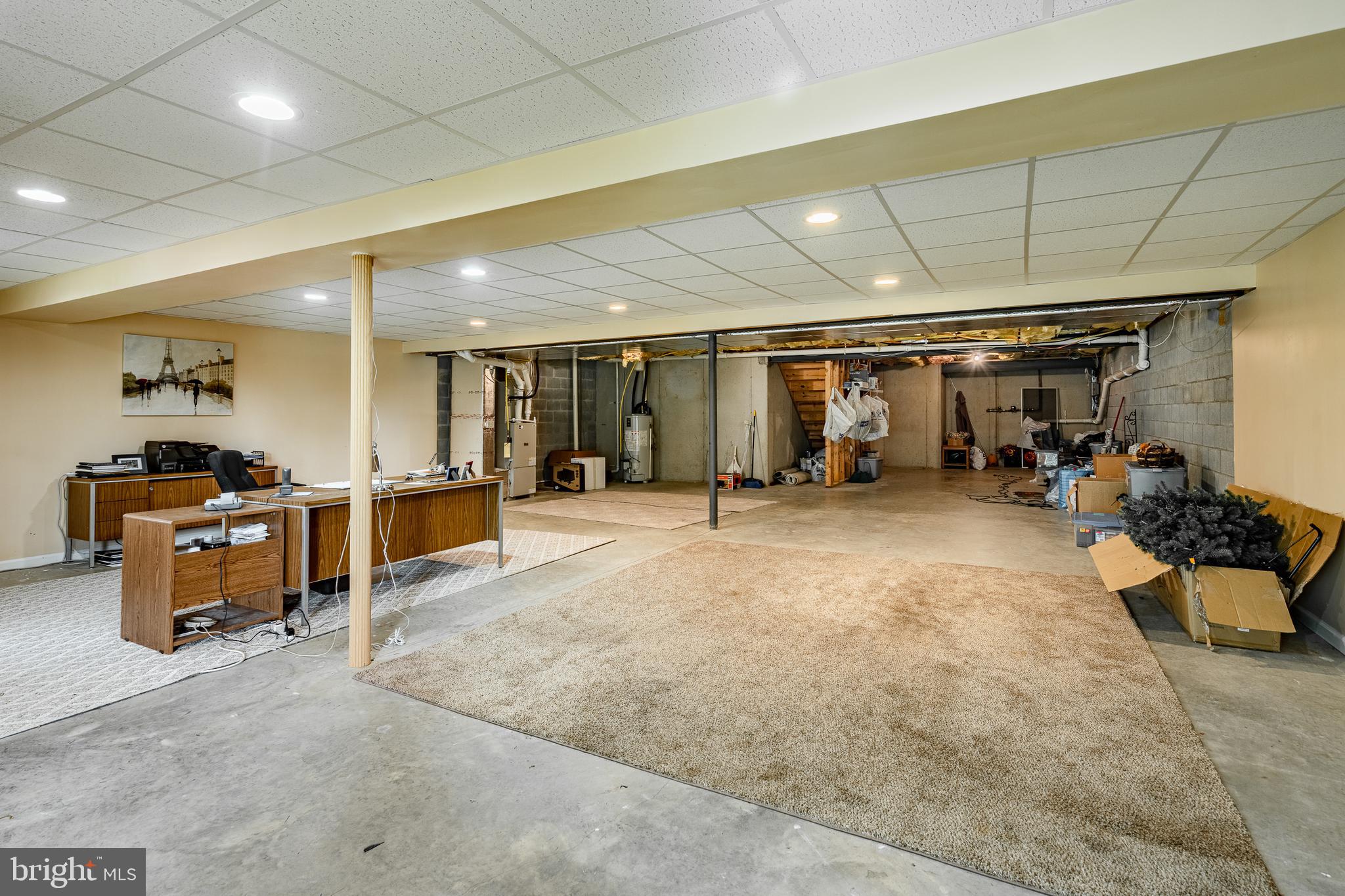 THE WOODS AT ROCK RAYMOND - Residential