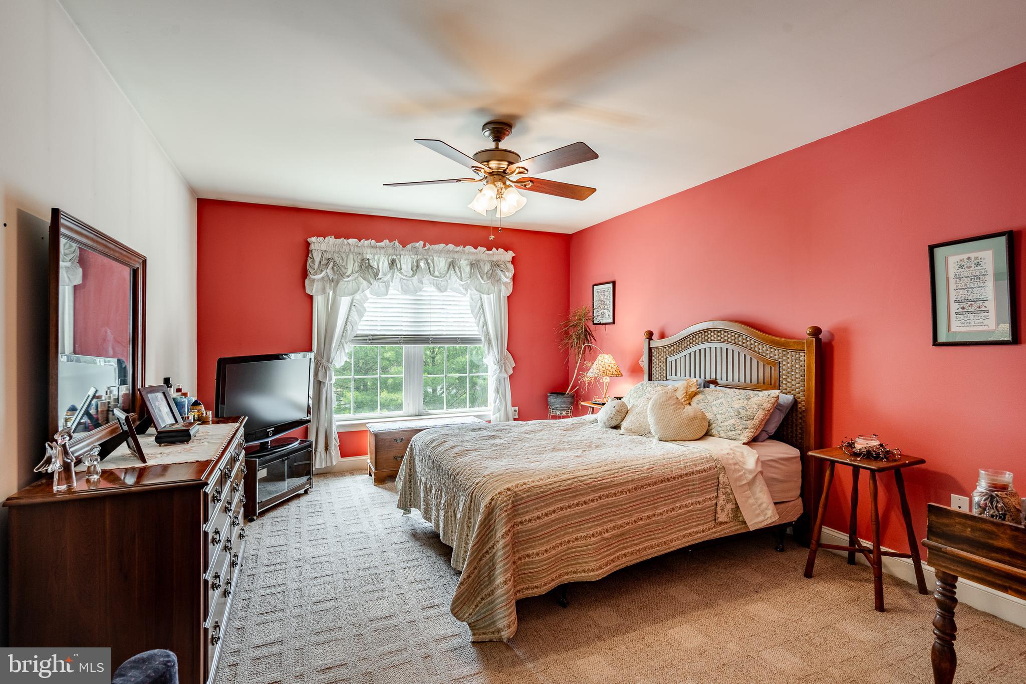 THE WOODS AT ROCK RAYMOND - Residential