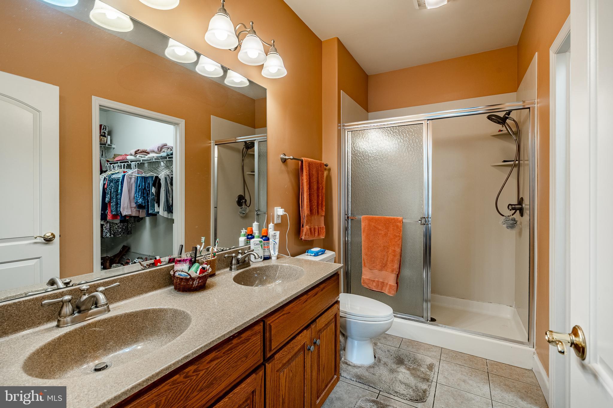 THE WOODS AT ROCK RAYMOND - Residential