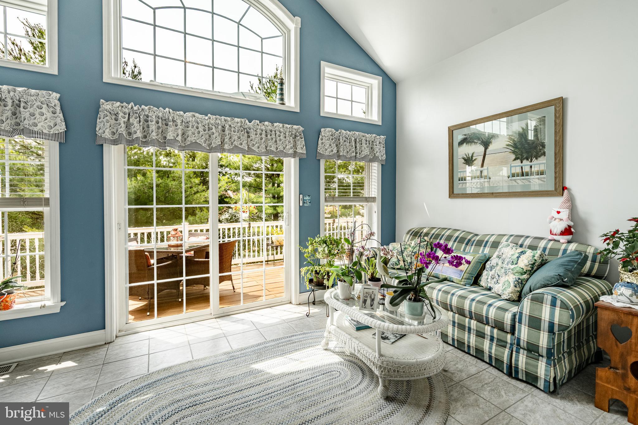 THE WOODS AT ROCK RAYMOND - Residential