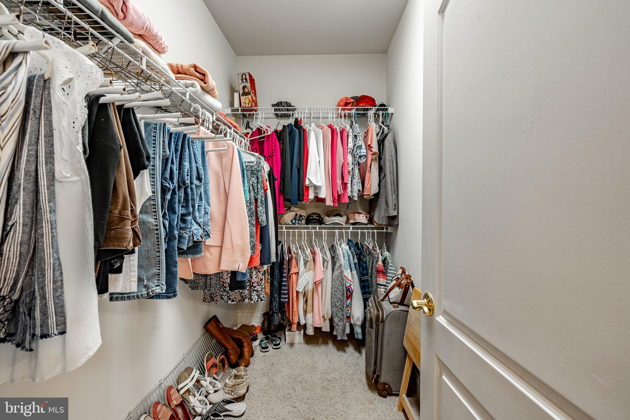 THE WOODS AT ROCK RAYMOND - Residential