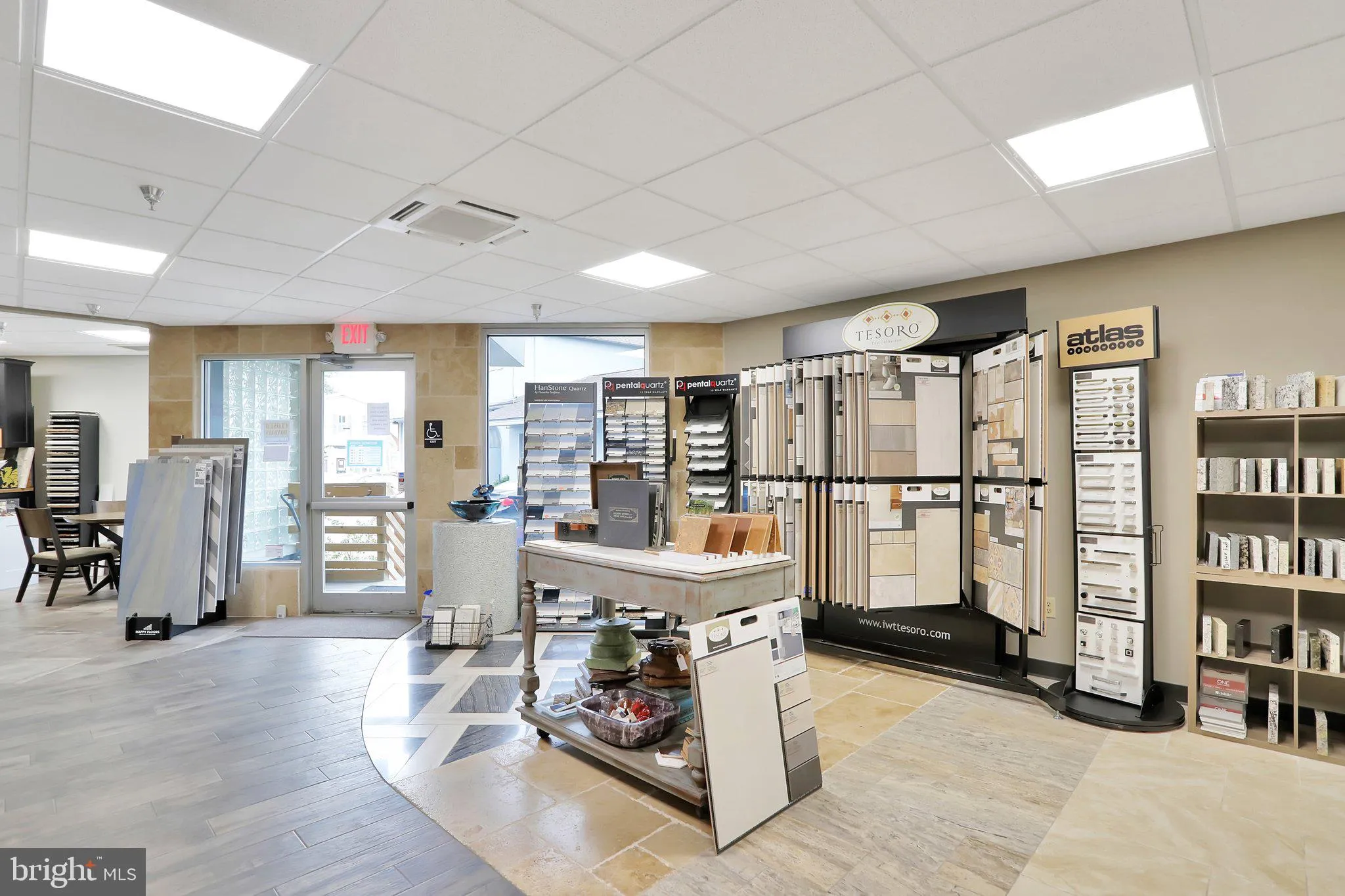 Chambersburg, Pennsylvania 17201, United States, ,Residential,Active,27276