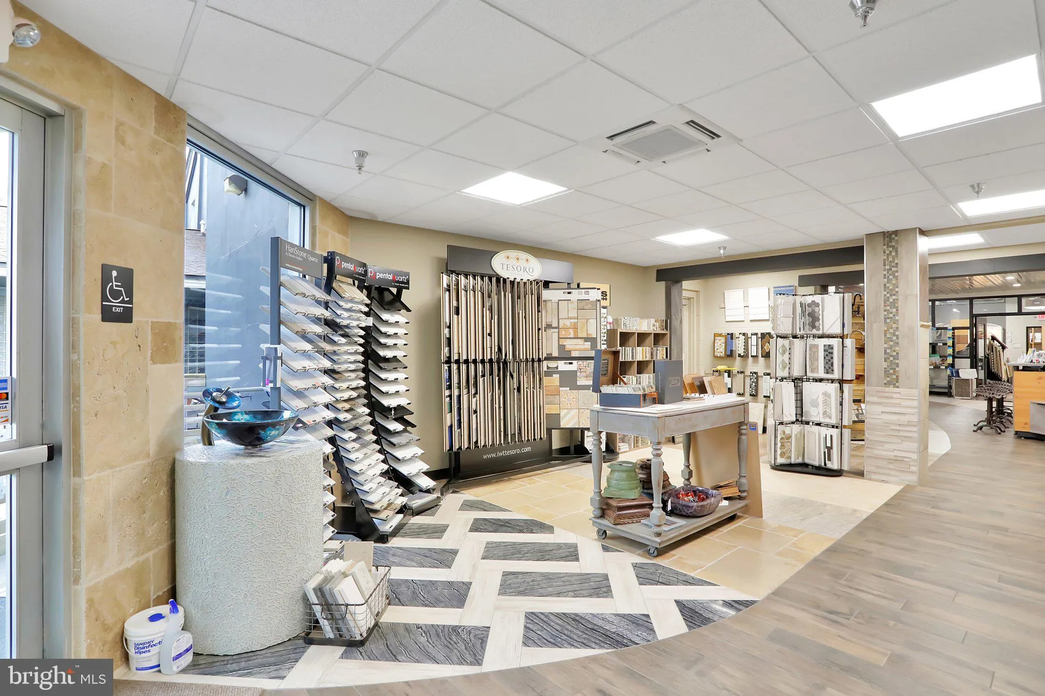 Chambersburg, Pennsylvania 17201, United States, ,Residential,Active,27276