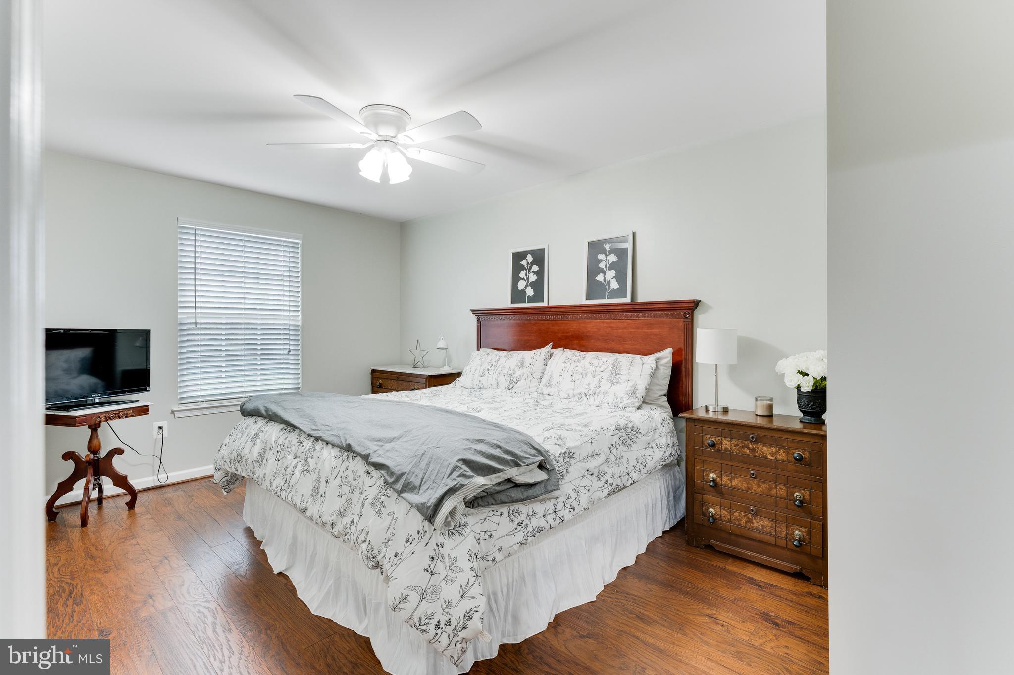 SOUTHGATE - Residential