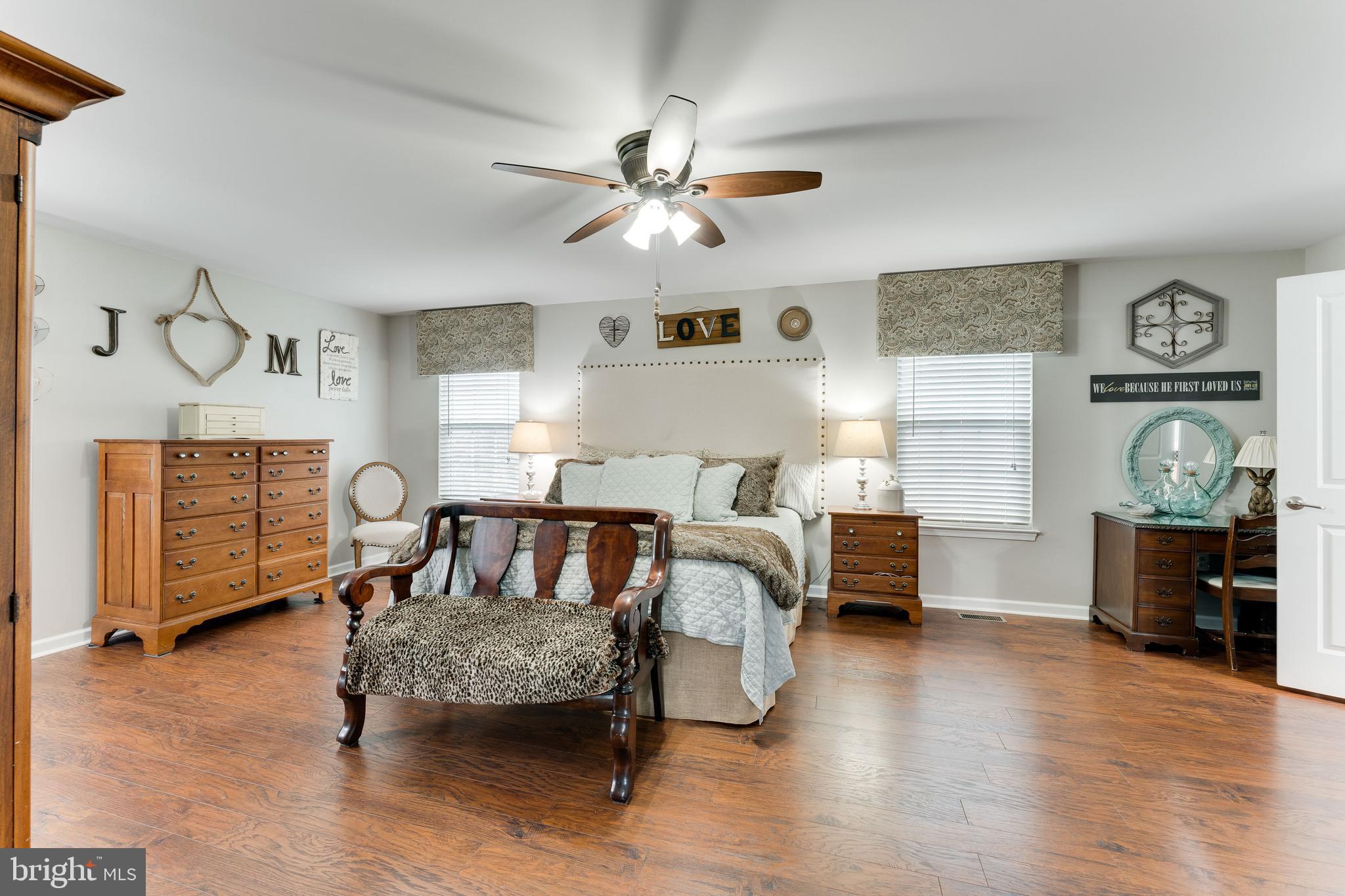 SOUTHGATE - Residential