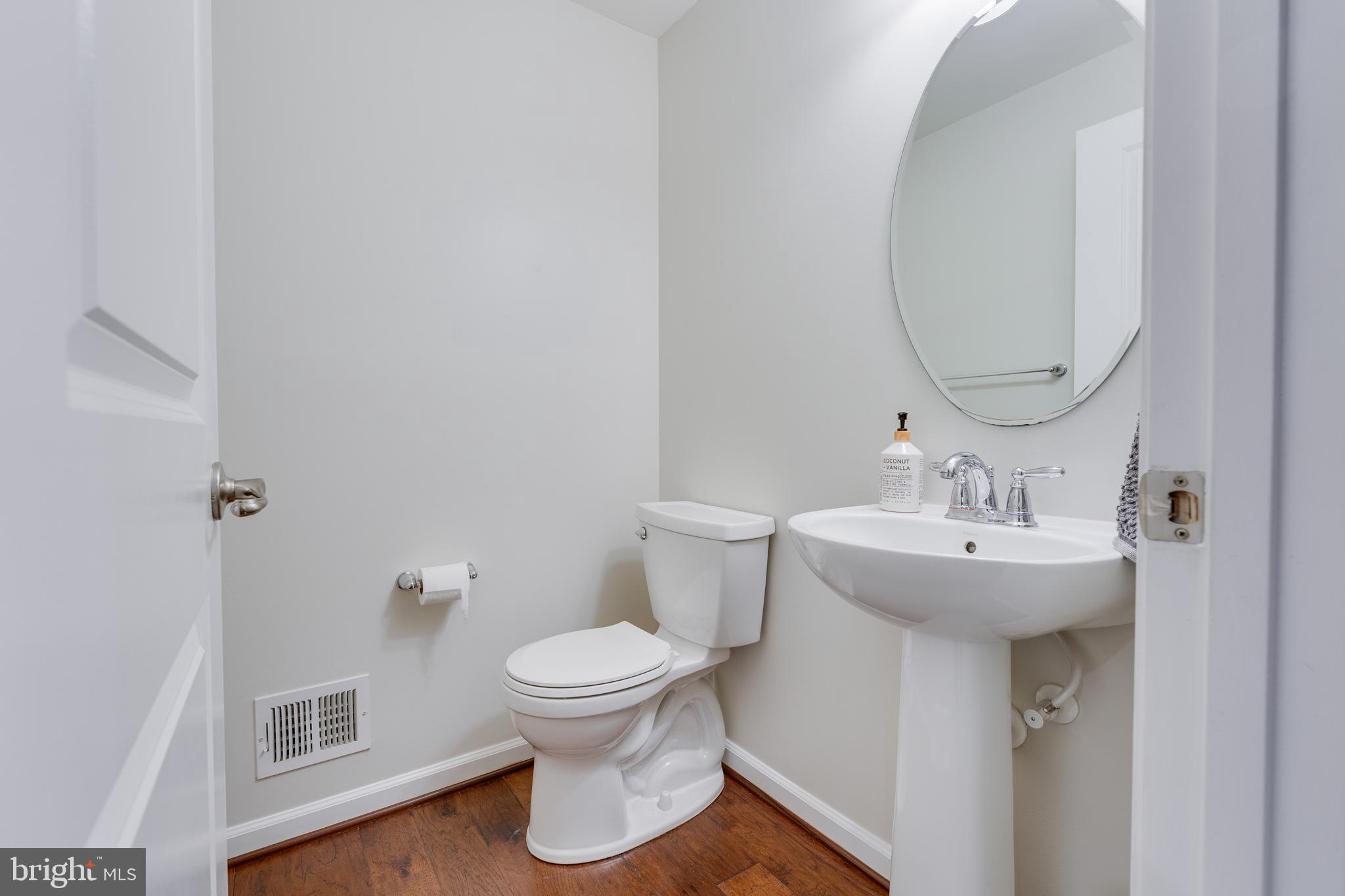 SOUTHGATE - Residential