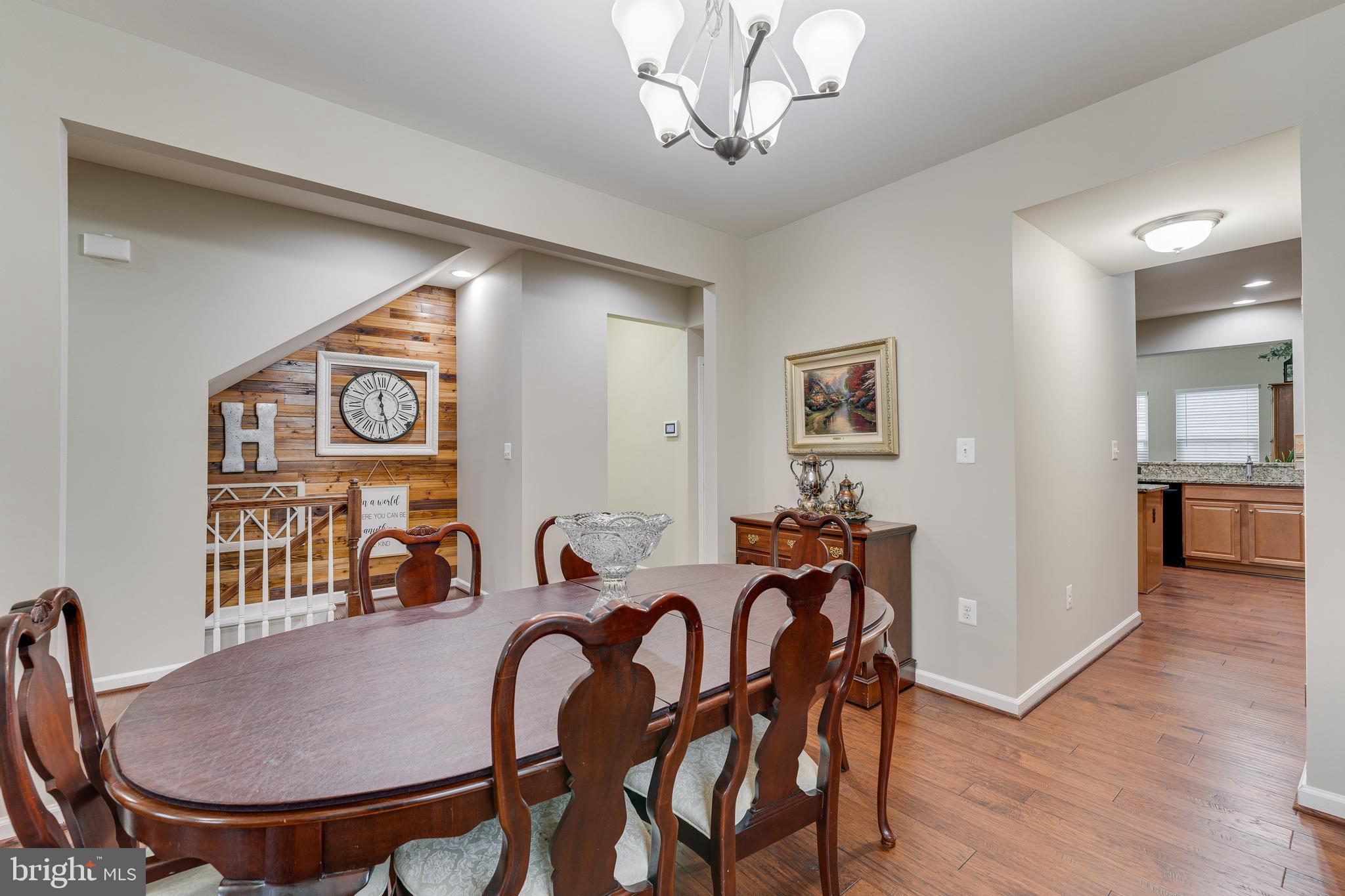 SOUTHGATE - Residential