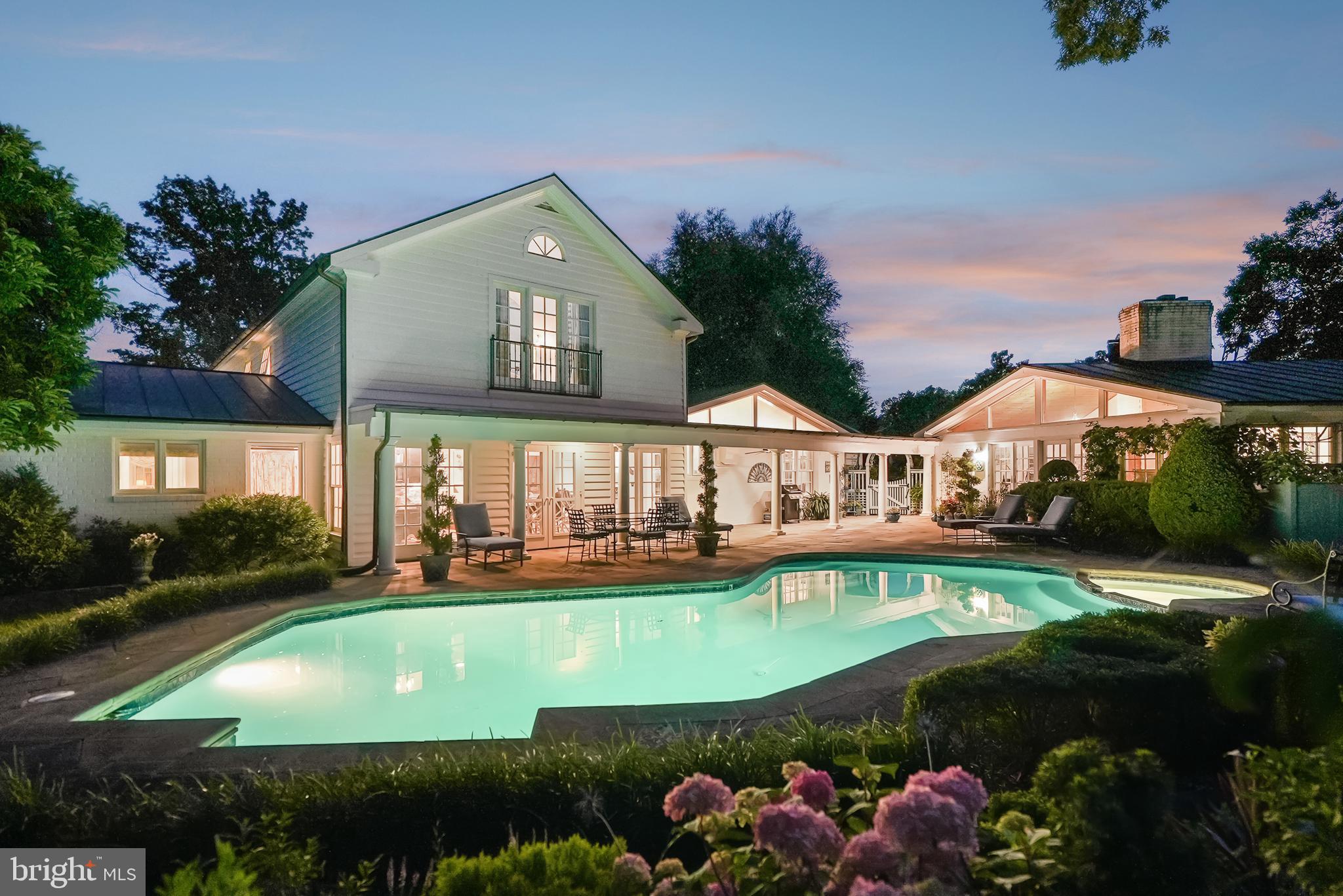 MANSION DRIVE - Residential