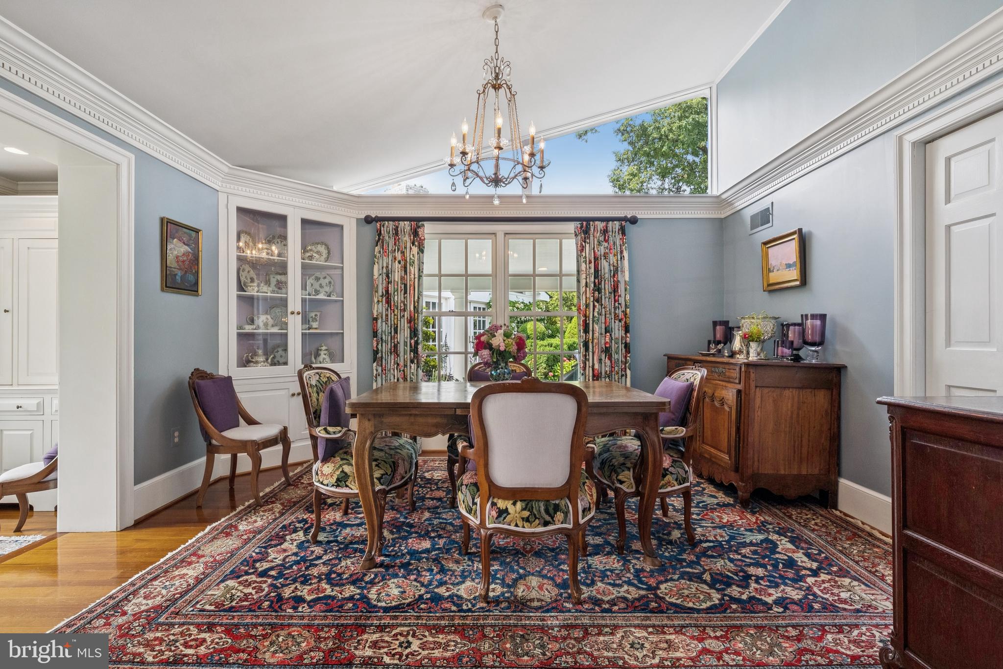 MANSION DRIVE - Residential