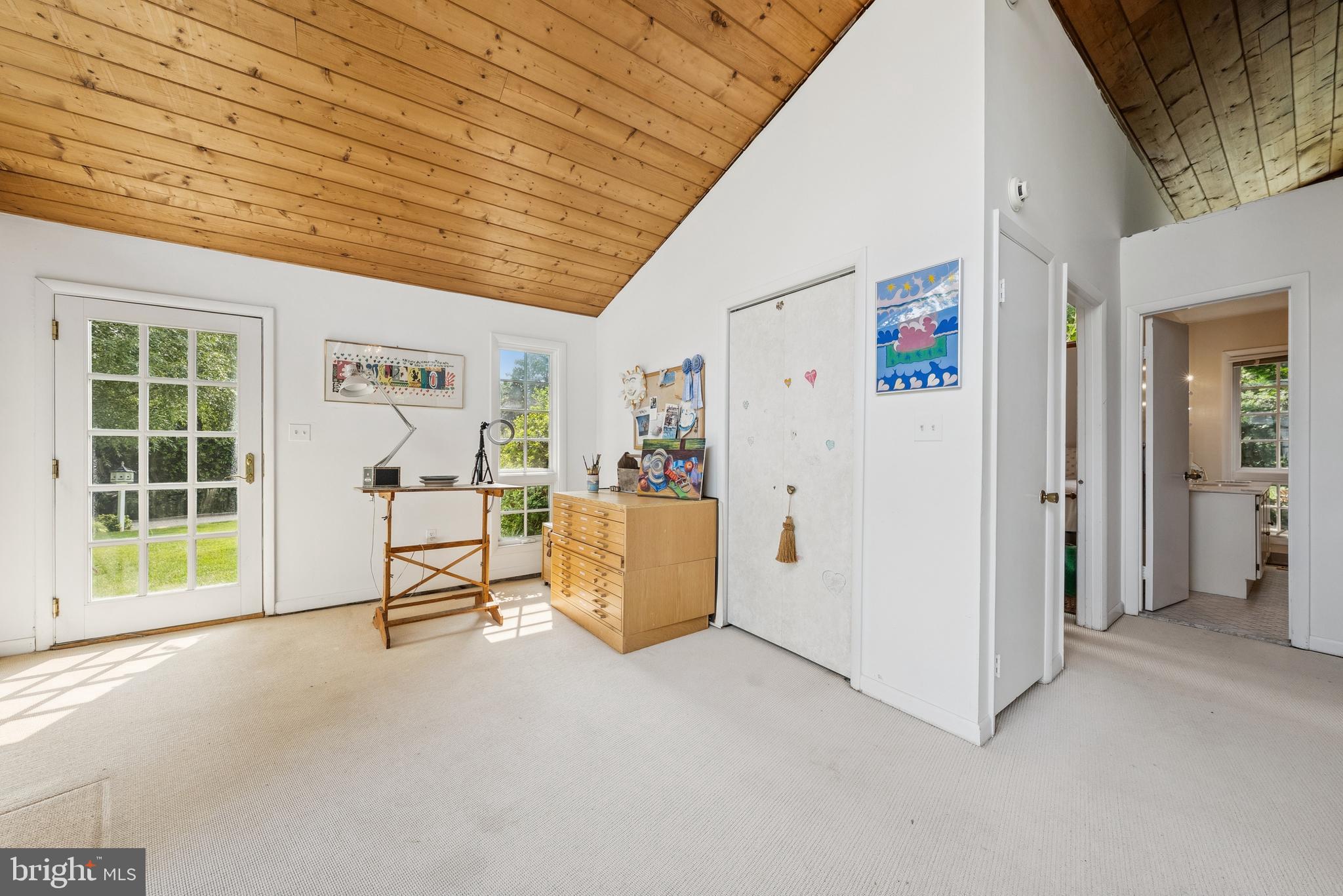 MANSION DRIVE - Residential