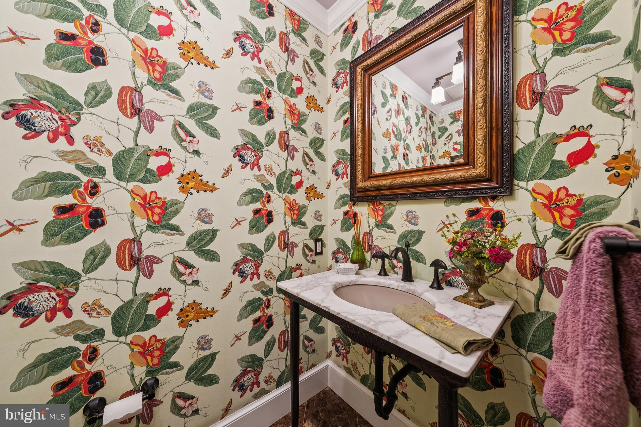 MANSION DRIVE - Residential