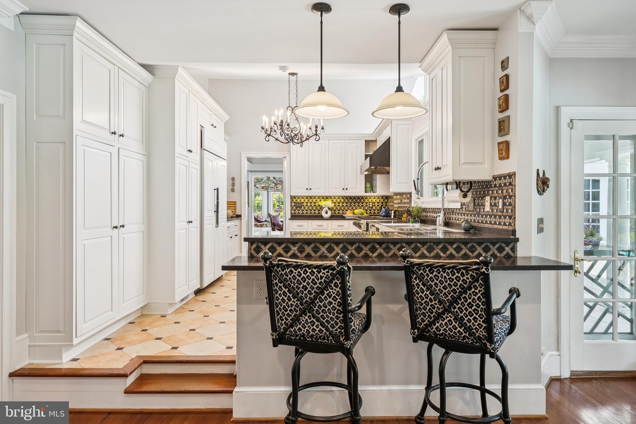 MANSION DRIVE - Residential