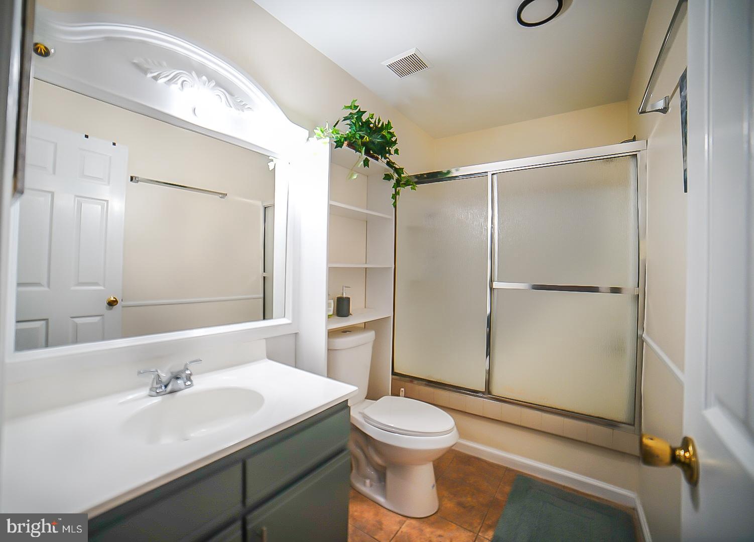 ROBIN MEADOWS - Residential