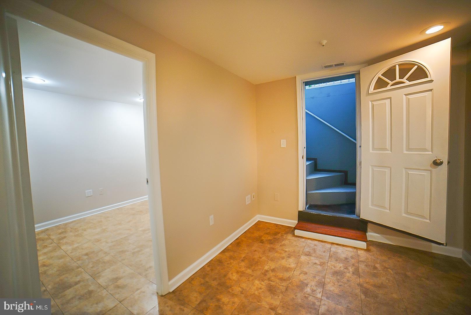 ROBIN MEADOWS - Residential