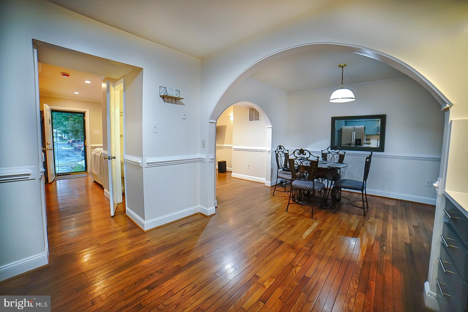 ROBIN MEADOWS - Residential