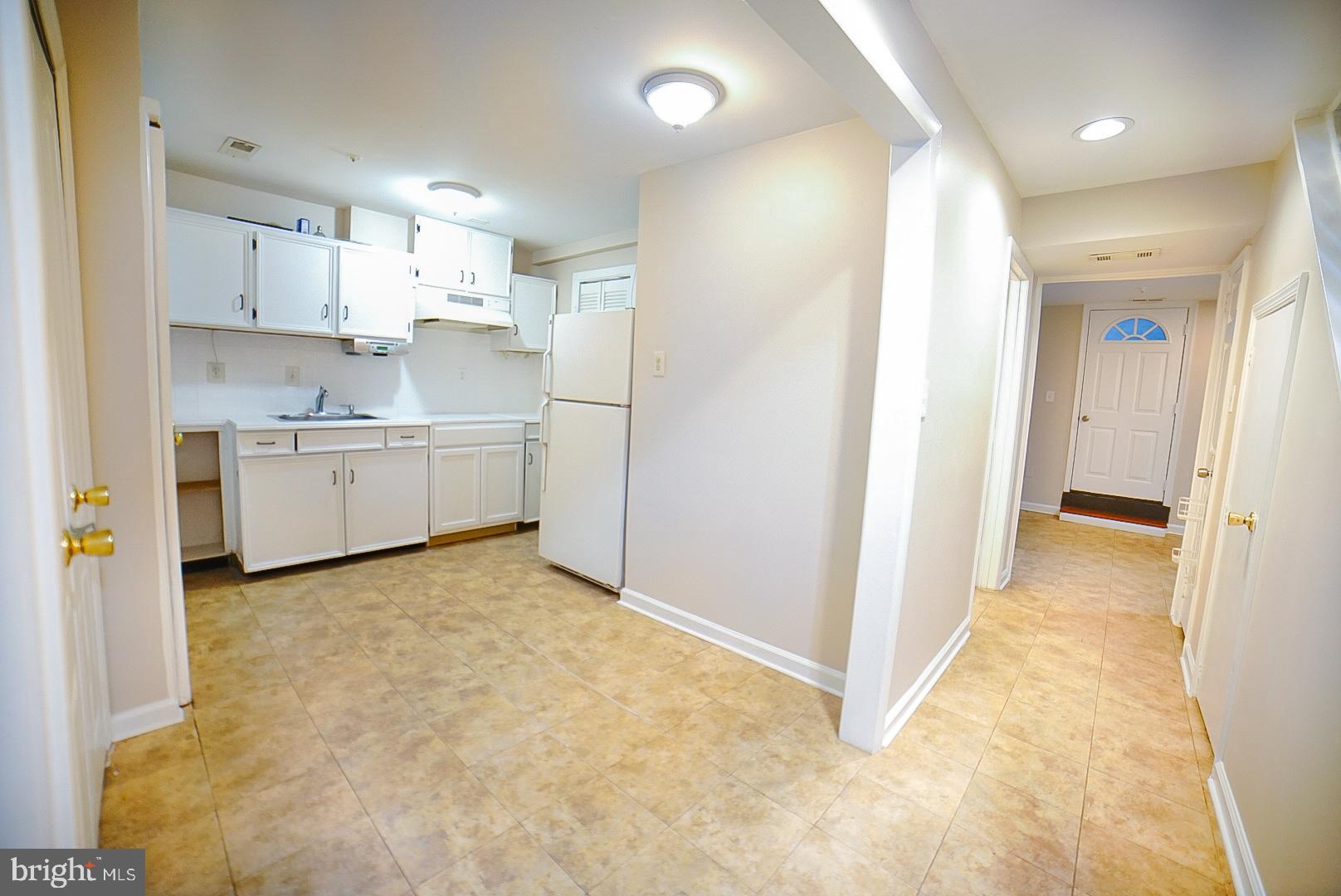 ROBIN MEADOWS - Residential