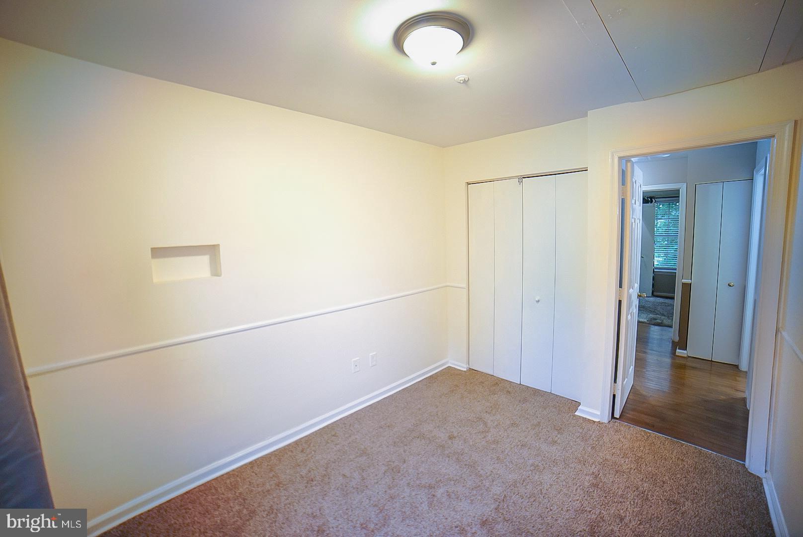 ROBIN MEADOWS - Residential