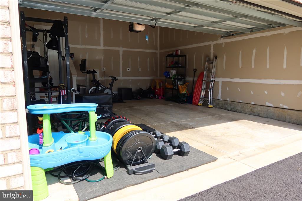 TIMOTHY BRANCH 55+ - Residential