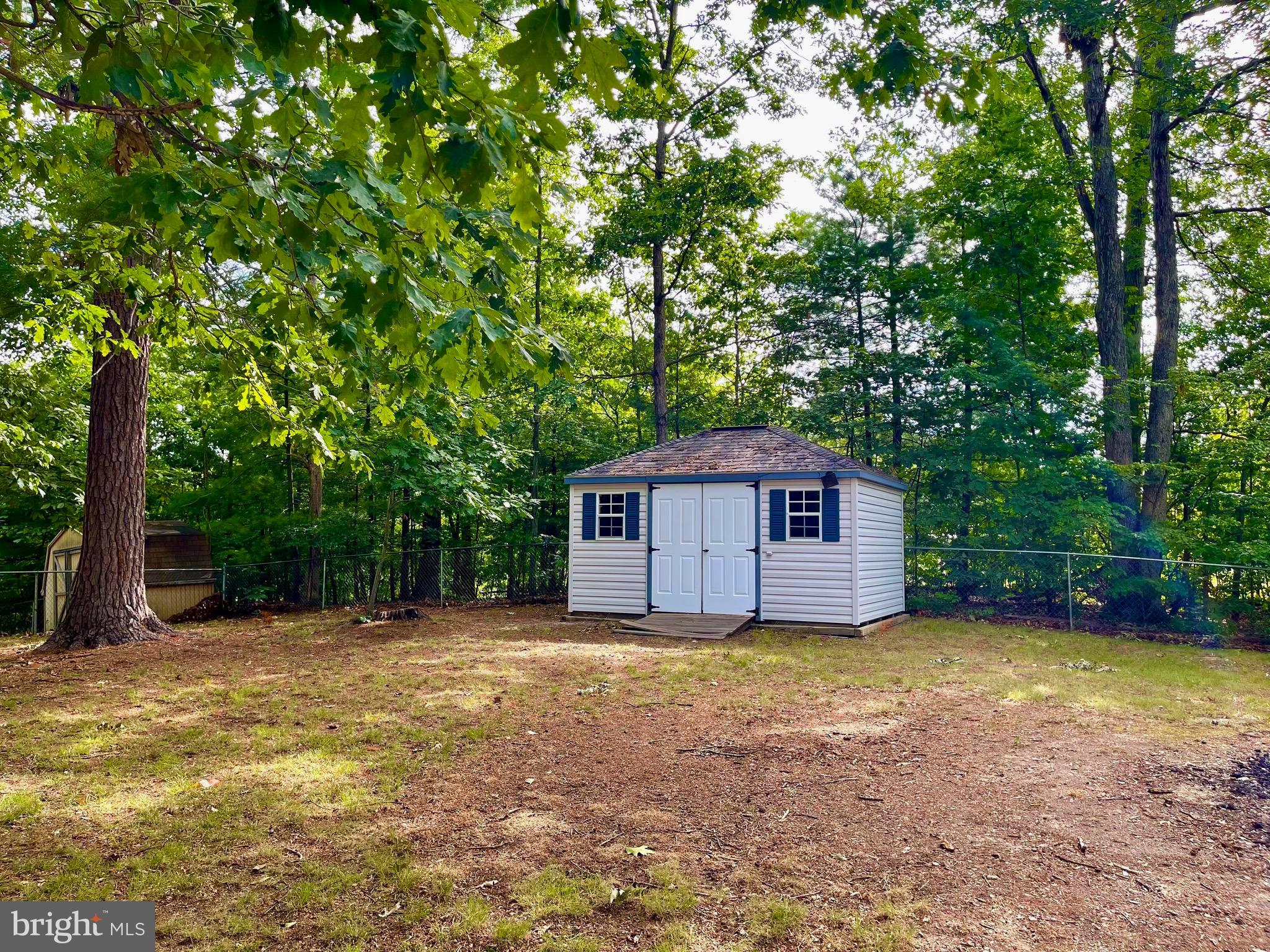 HICKORY RUN - Residential