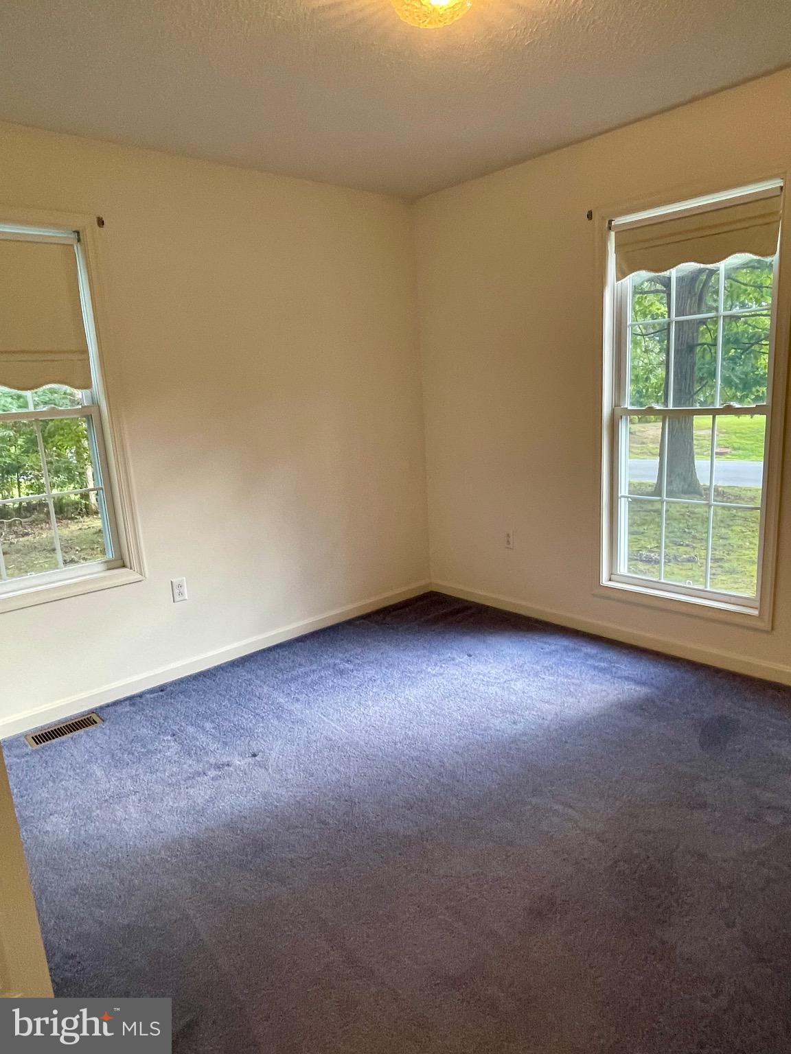 HICKORY RUN - Residential