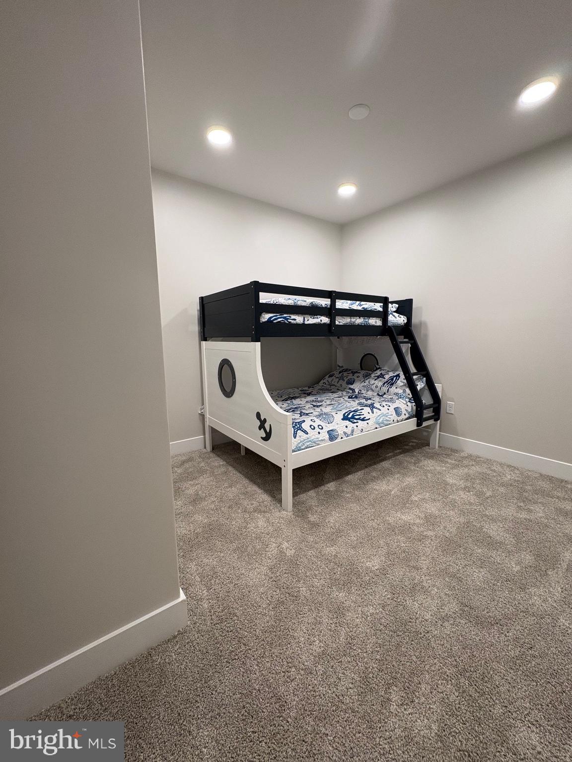 FLATS AT COASTAL STATION - Residential