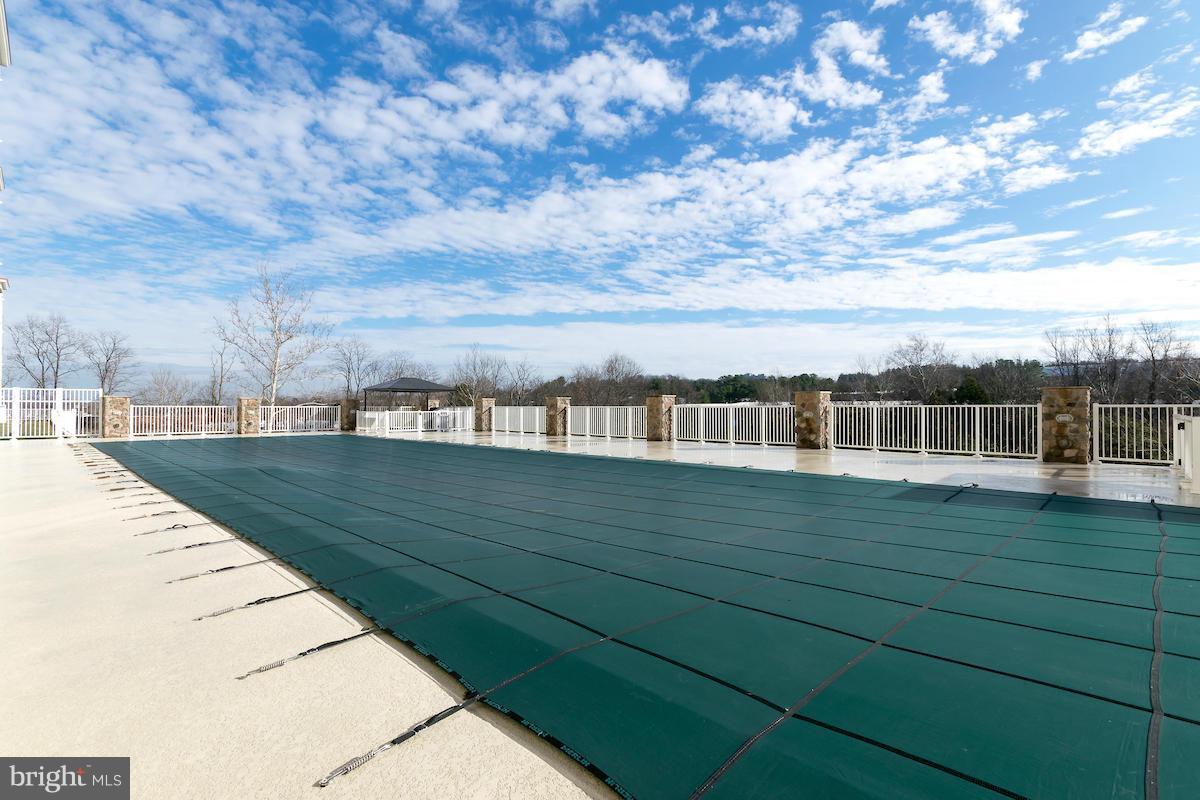 ISABELLA AT MONTICELLO MEWS - Residential