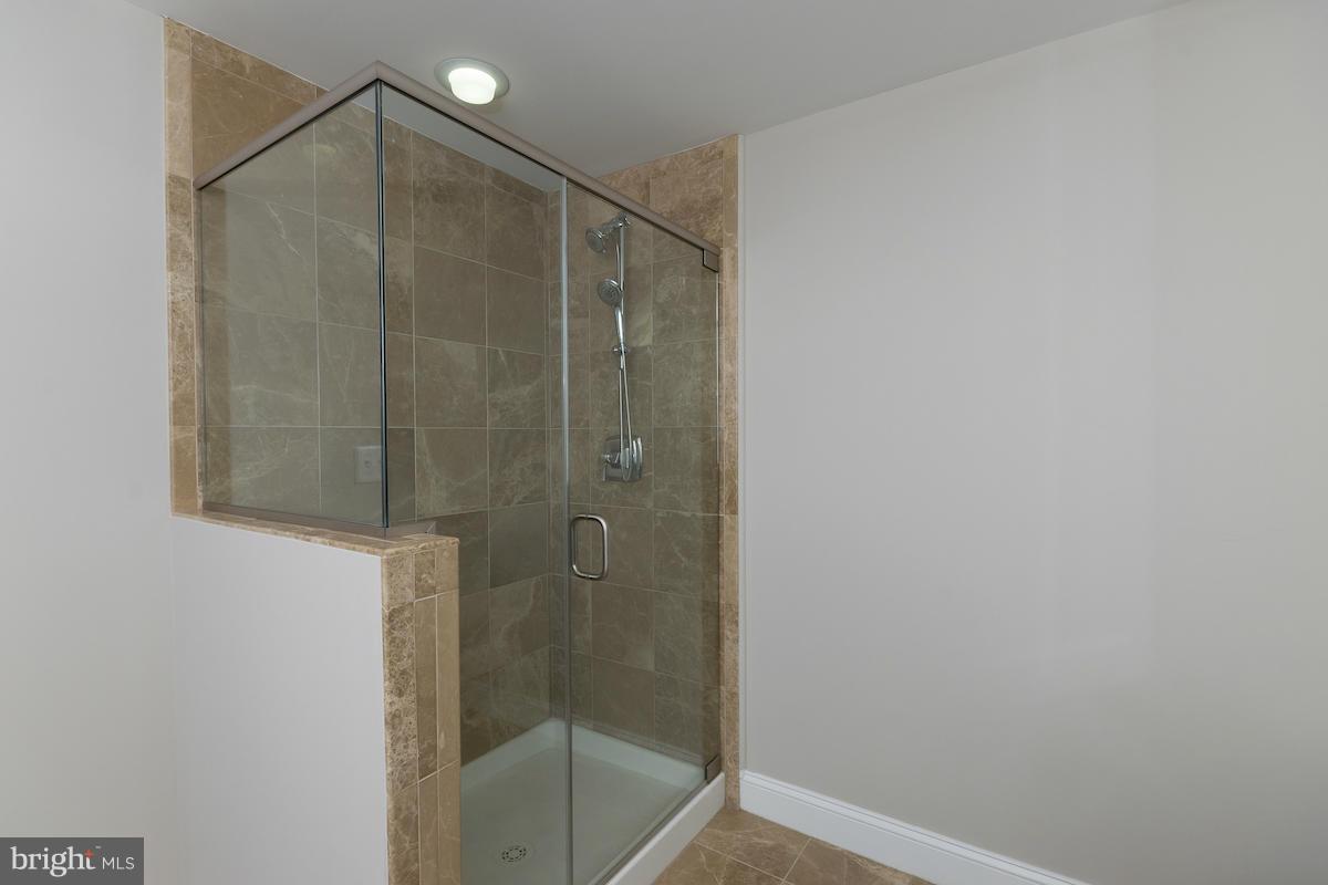 ISABELLA AT MONTICELLO MEWS - Residential