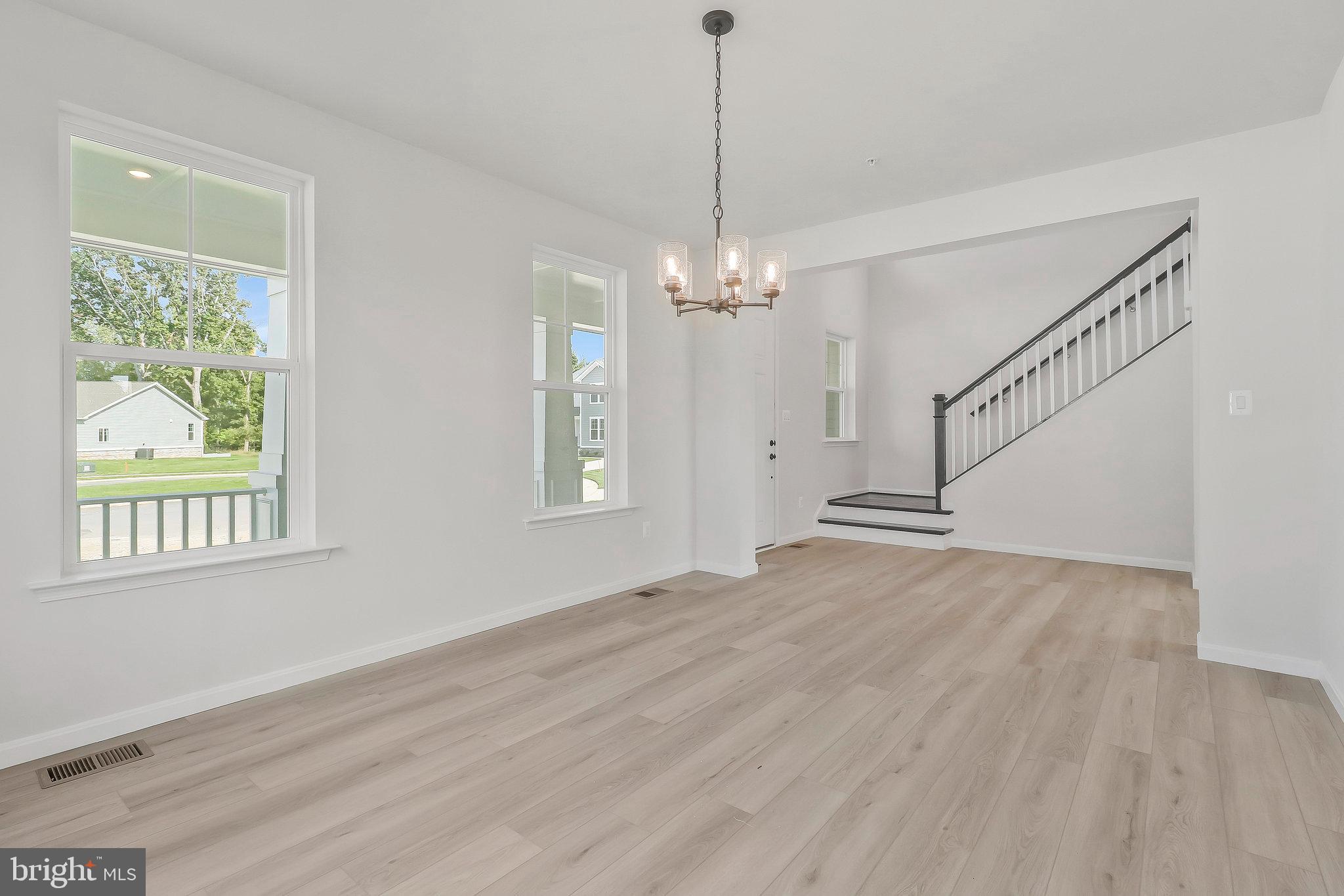 VINCENT ESTATES - Residential