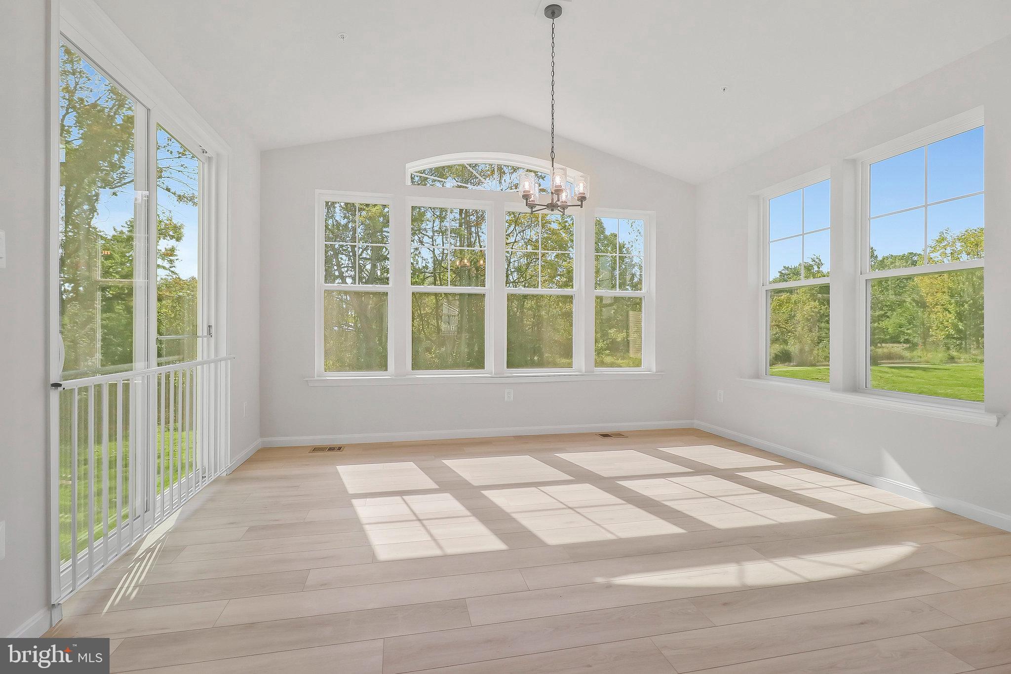 VINCENT ESTATES - Residential