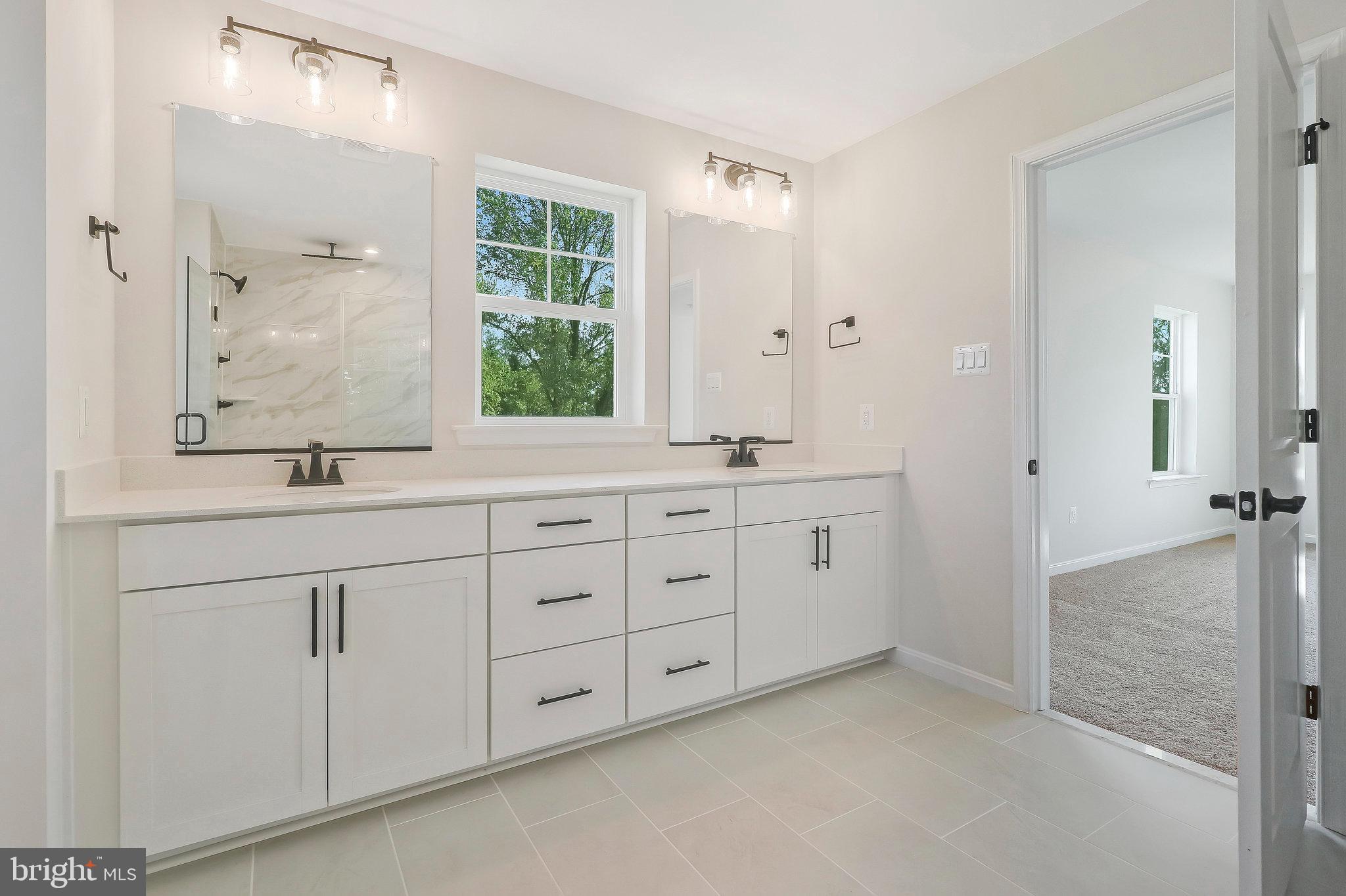 VINCENT ESTATES - Residential