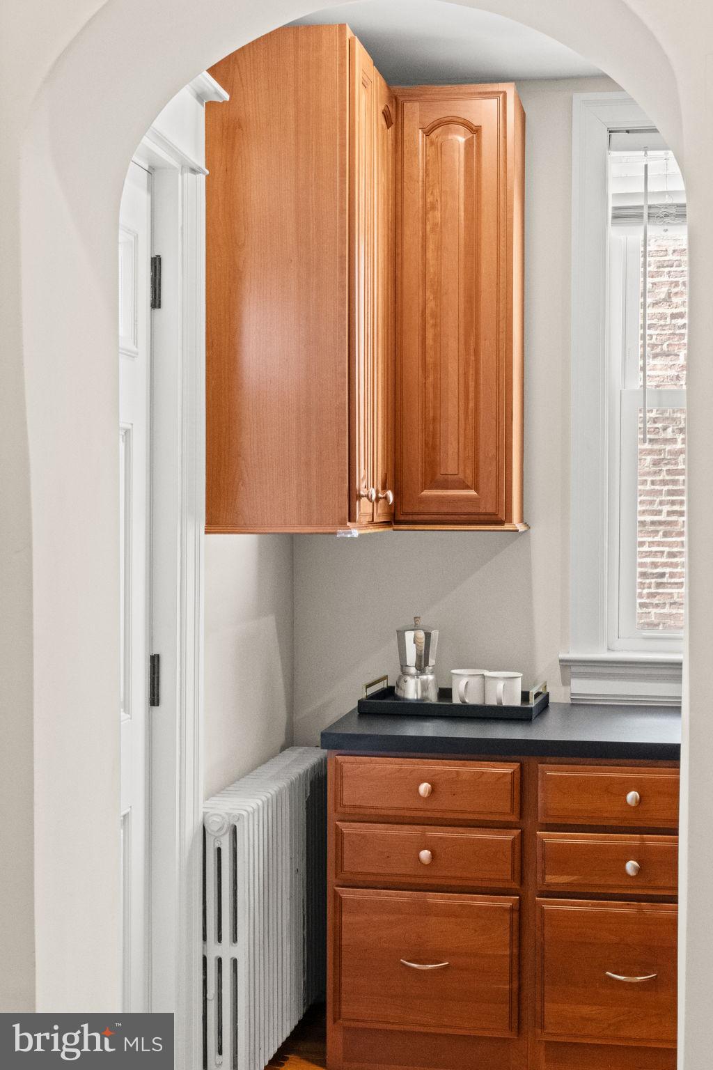 CHESTNUT HILL - Residential