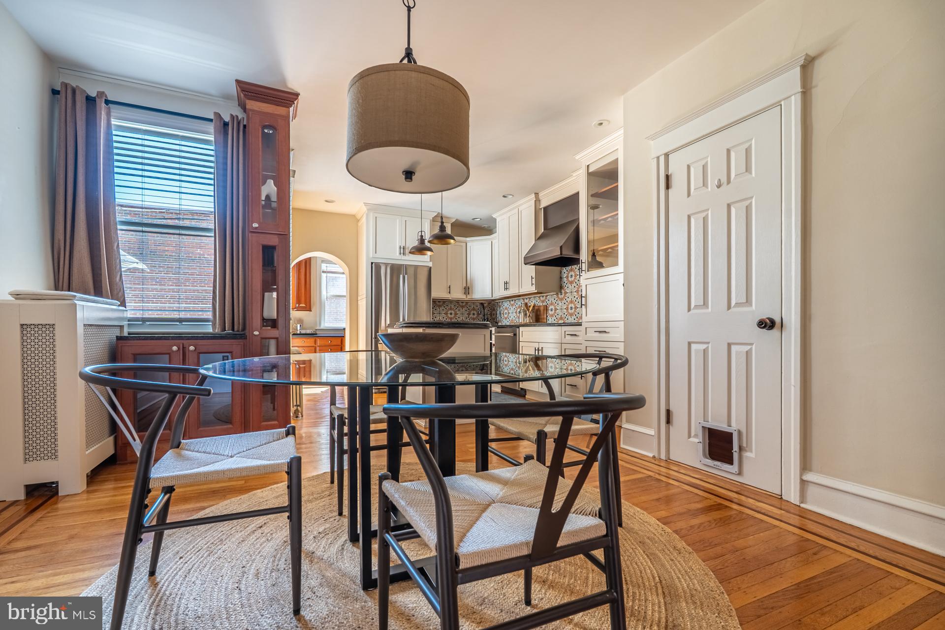 CHESTNUT HILL - Residential