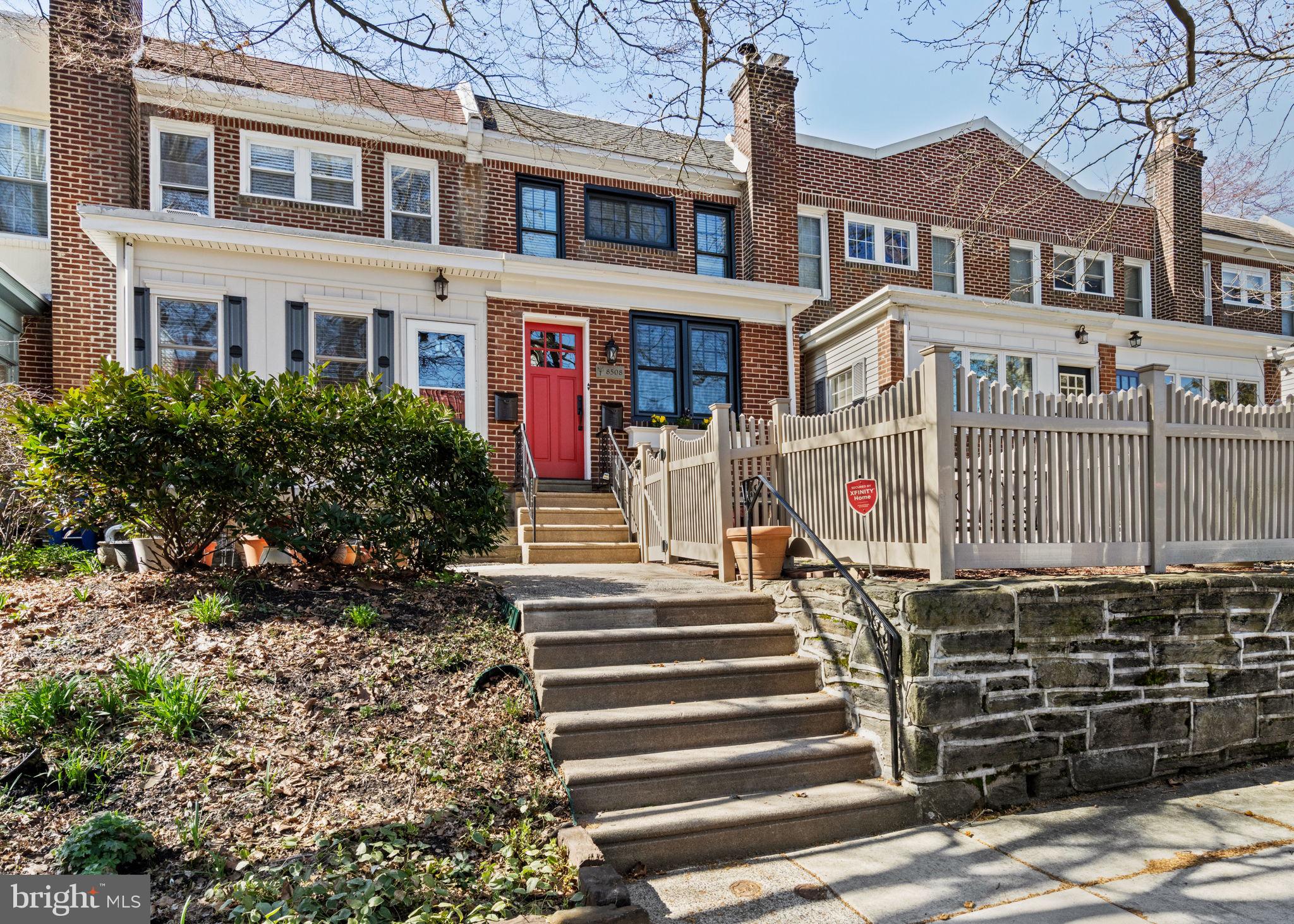 CHESTNUT HILL - Residential
